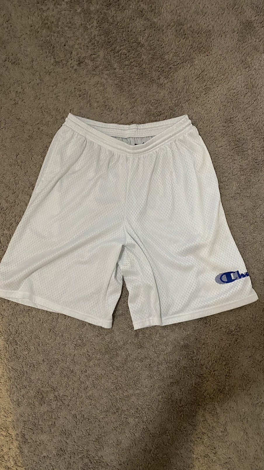 Champion White Champion Shorts Size US 33 - 1 Thumbnail