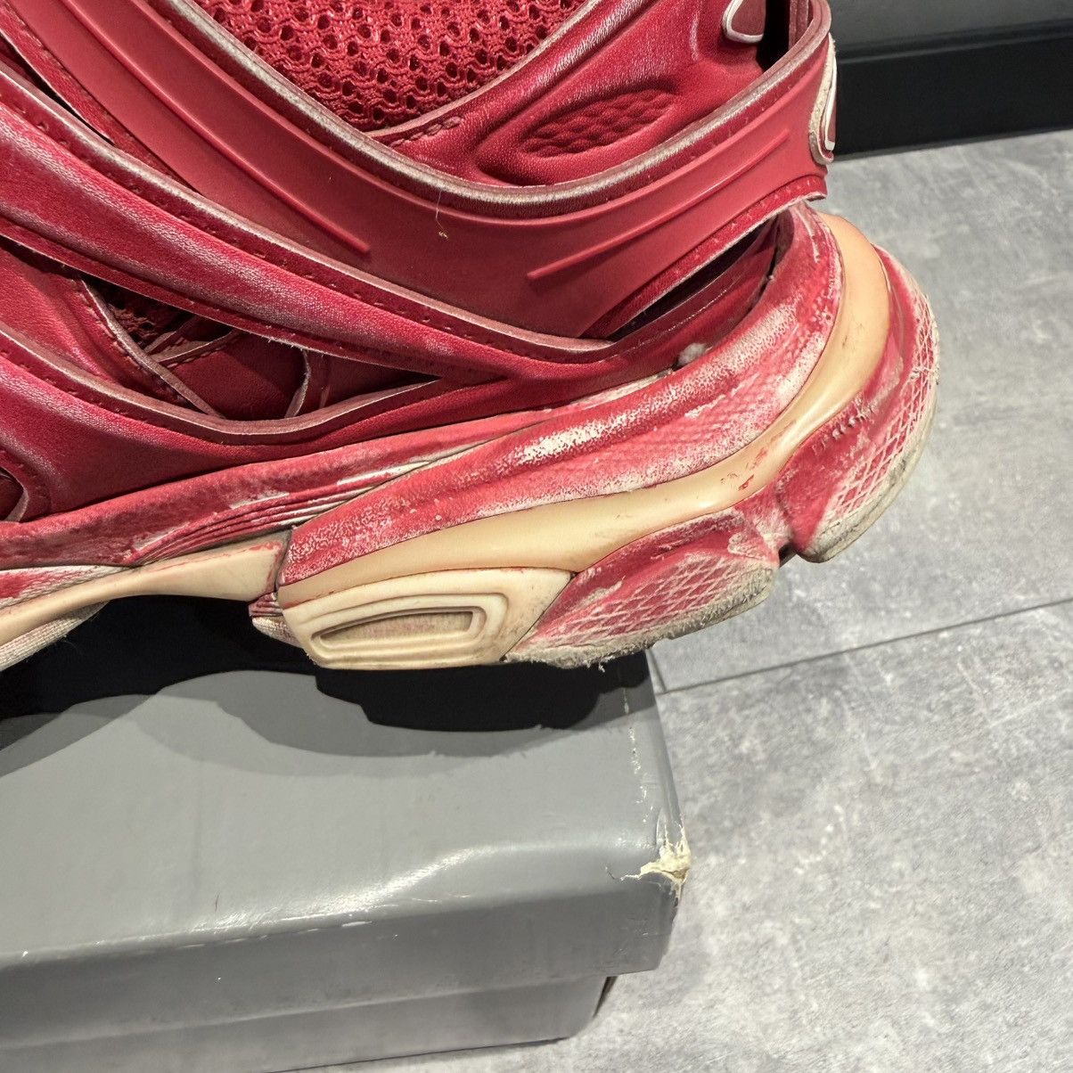 Balenciaga Balenciaga track faded red burgundy Size US 10 / EU 43 - 17 Thumbnail