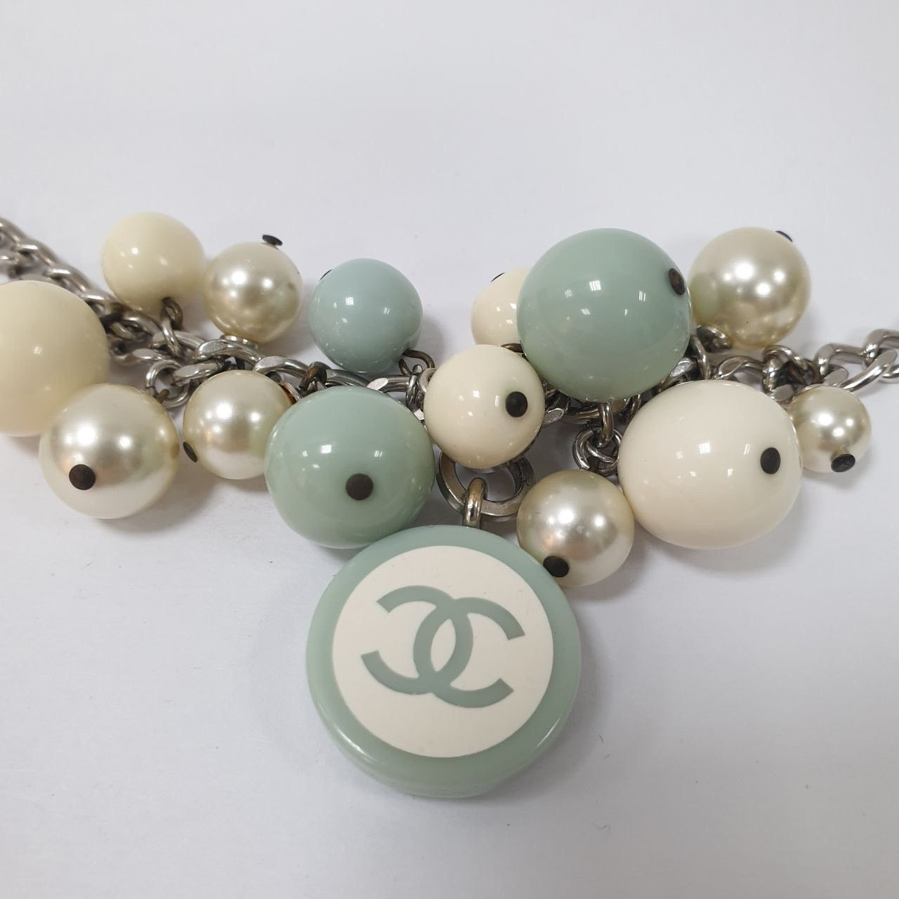 Chanel Chanel pastel jewelry set of necklace and bracelet Size ONE SIZE - 16 Thumbnail