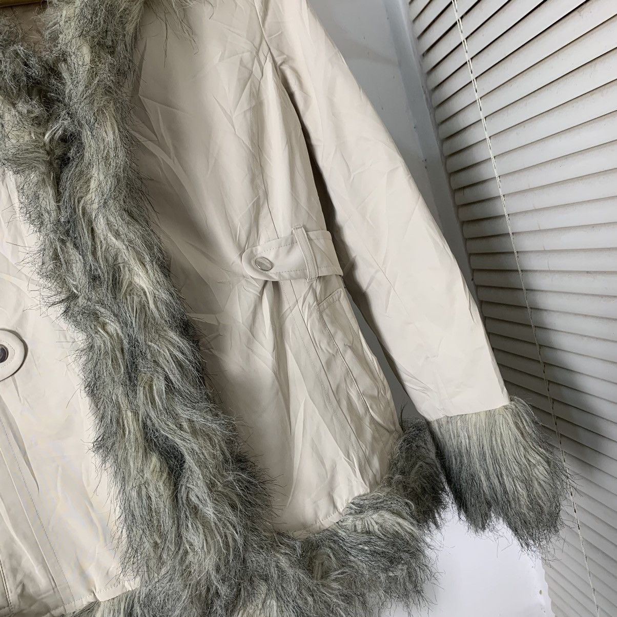 Other RARE Vintage Uniqlo Sheepskin Faux Fur Jacket Size L / US 10 / IT 46 - 2 Thumbnail