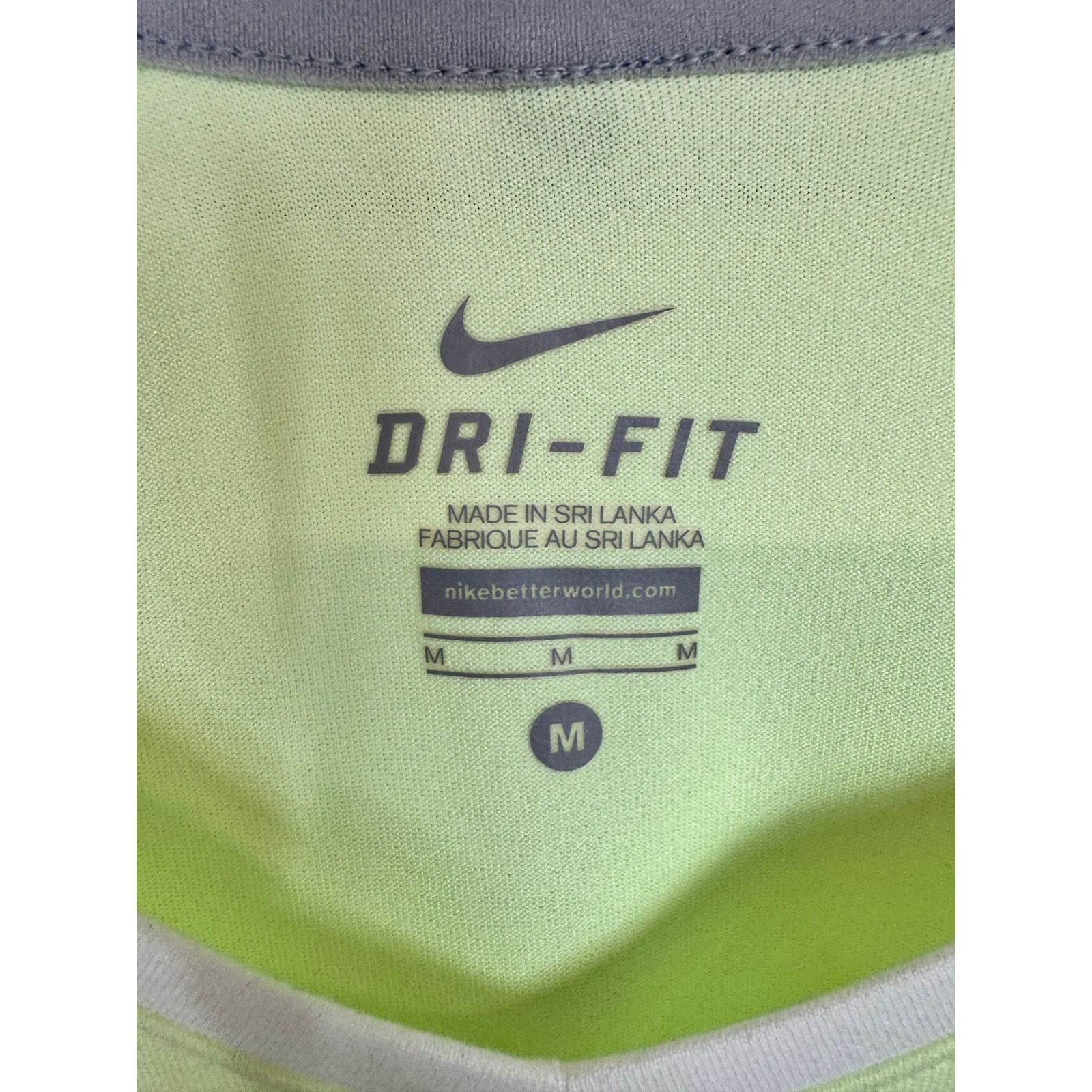 Nike Nike Long Sleeve Athletic Shirt Women's Size Medium Size M / US 6-8 / IT 42-44 - 3 Thumbnail