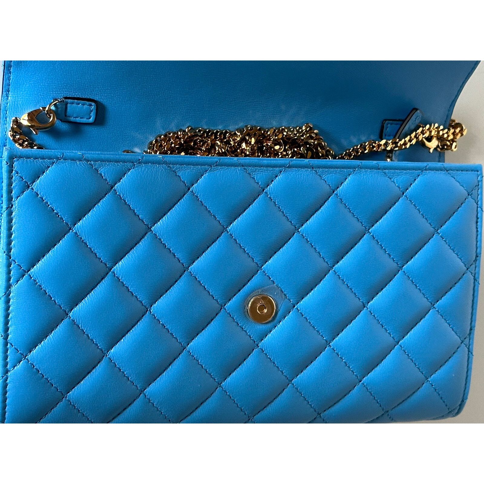Versace Versace Evening Quilted Leather Blue Shoulder Bag DBSI159S Size ONE SIZE - 9 Thumbnail