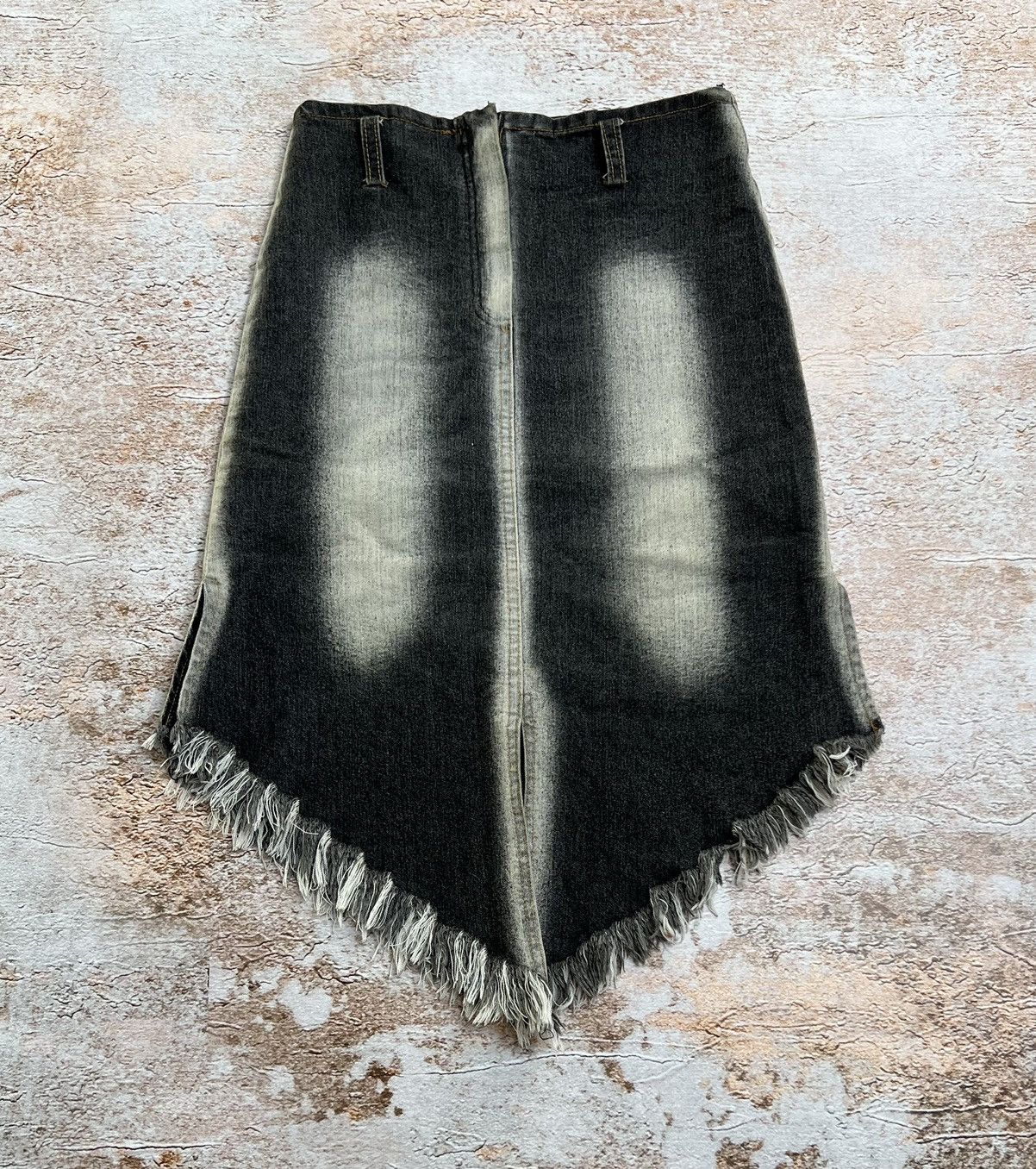 Japanese Brand Vintage Japanese distressed denim washed skirt Size 26" / US 2 / IT 38 - 1 Thumbnail