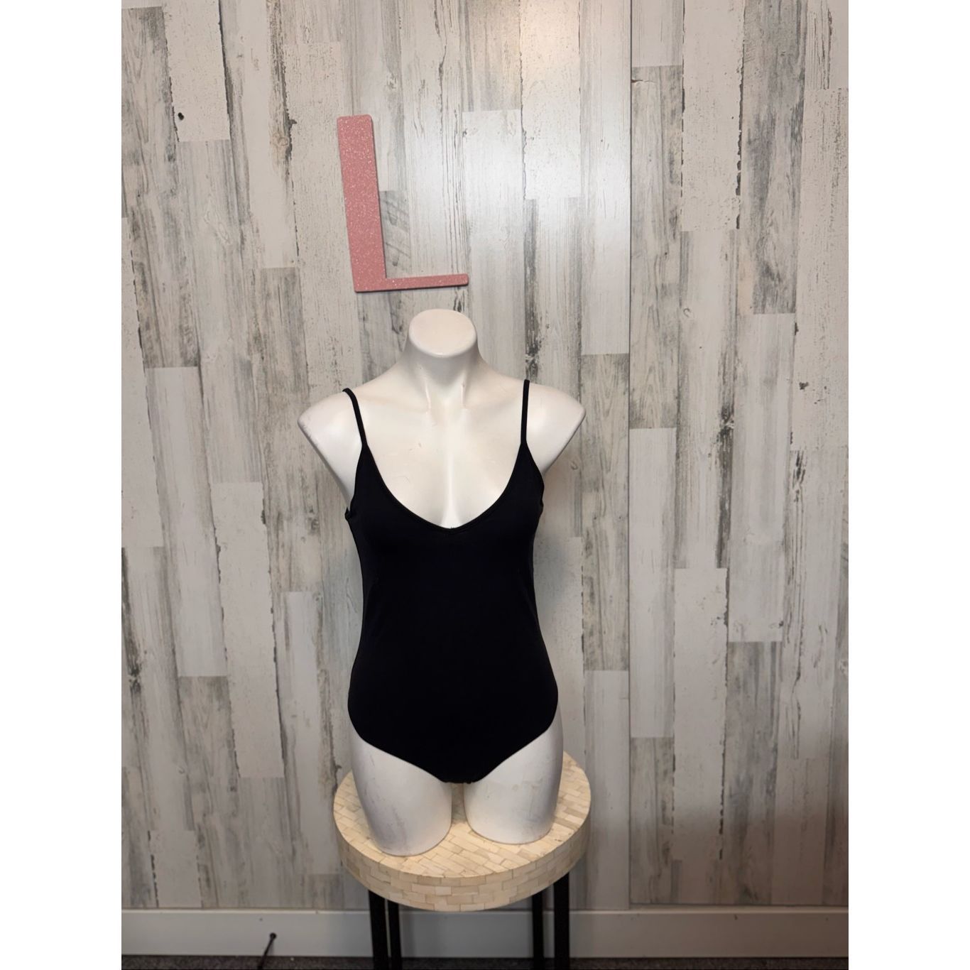 Forever 21 Forever 21 Black Stretch Spaghetti Strap Bodysuit – Basic Ev Size L / US 10 / IT 46 - 1 Thumbnail
