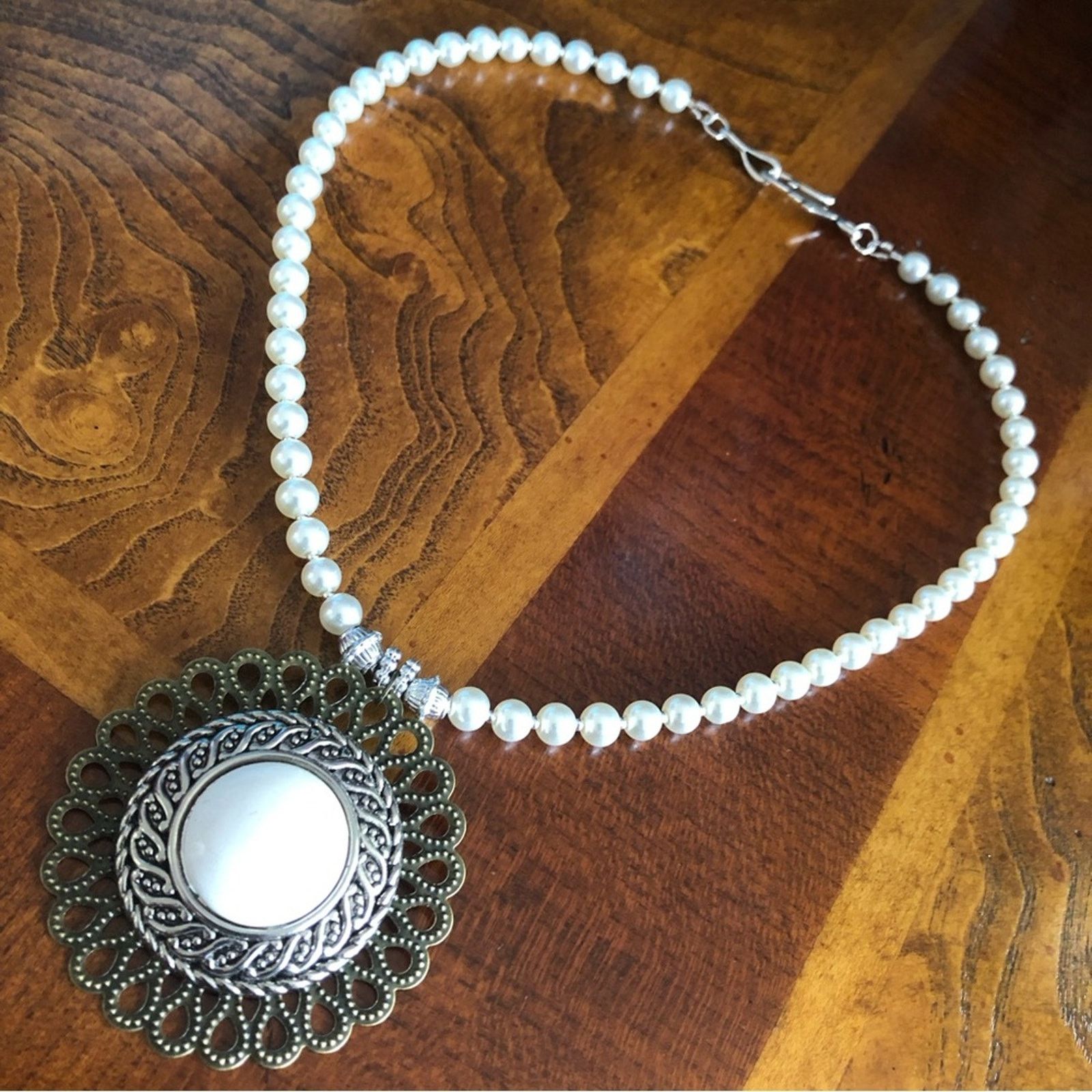 Handmade Handcrafted repurpose filigree medallion Pearl necklace Size ONE SIZE - 9 Thumbnail