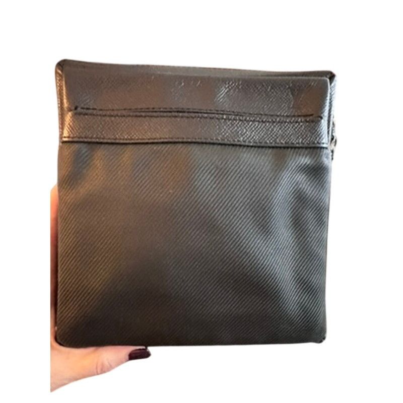 Louis Vuitton Louis Vuitton Taiga Leather Canvas Sanyan Messenger Bag Size ONE SIZE - 4 Thumbnail