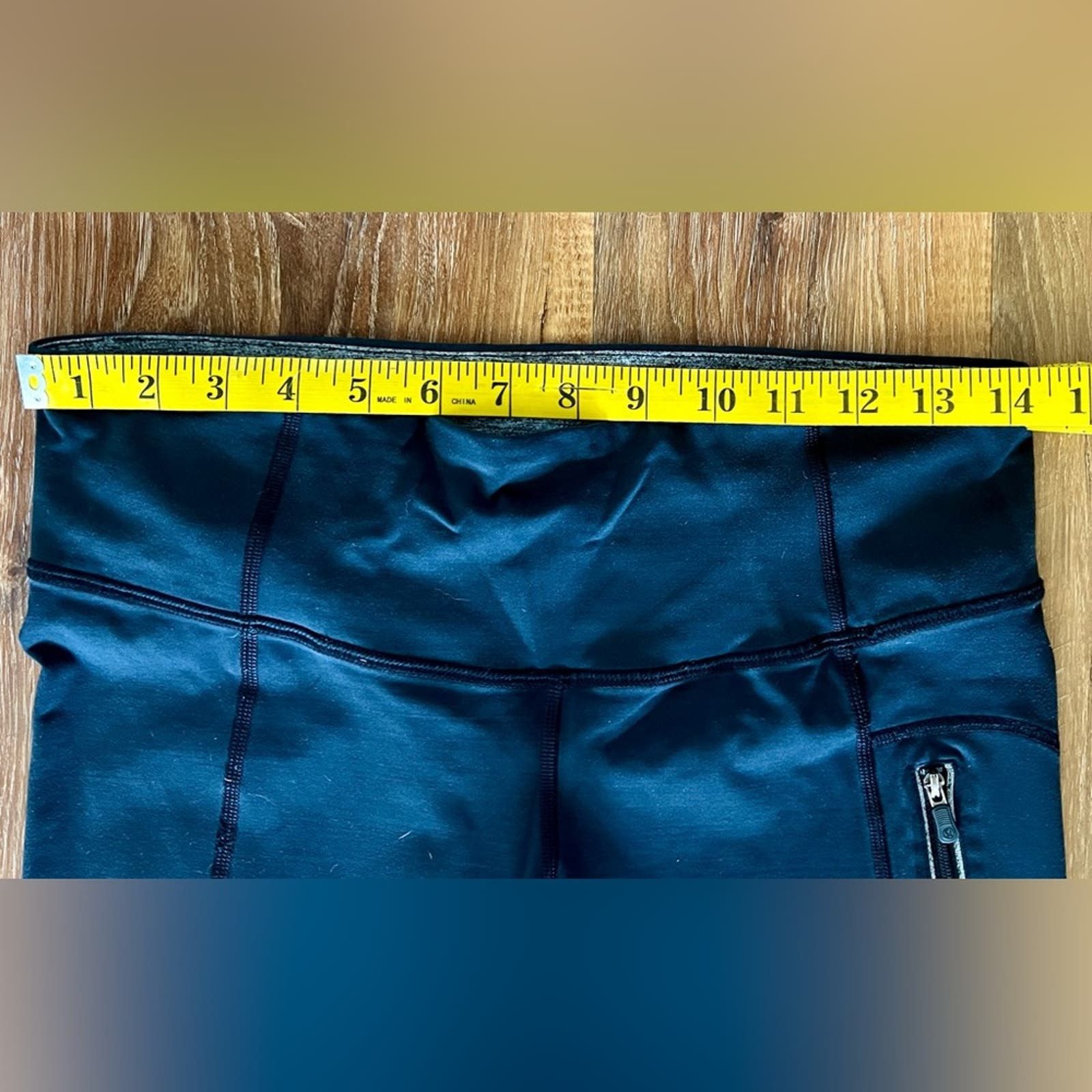 Lululemon Lululemon‎ Women’s Crop, Black/Gray size 8 Size 30" / US 8 / IT 44 - 3 Thumbnail