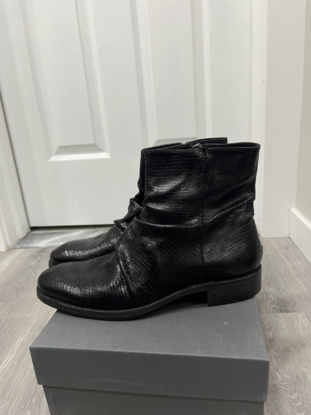 John Varvatos Morrison Sharpei Boot. 8.5 Size US 8.5 / EU 41-42 - 10 Thumbnail