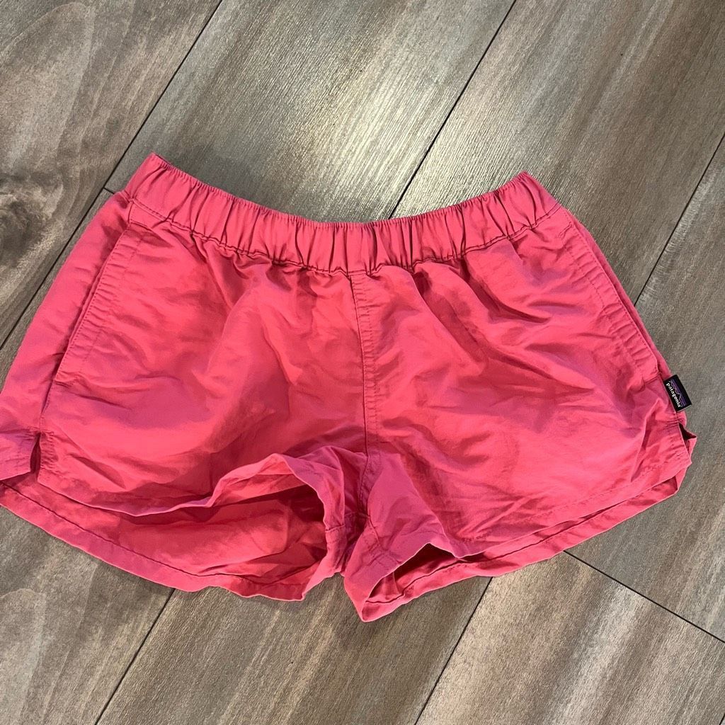 Patagonia Patagonia Pink Athletic Shorts Women X-Small Bin I-21 Size 25" / US 0 / IT 36 - 1 Thumbnail