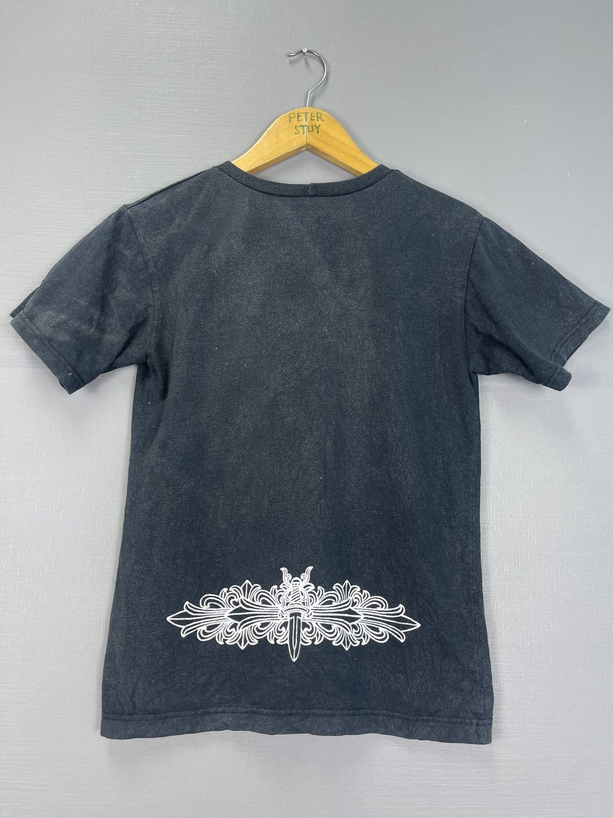 Vintage Vintage Double Dagger T-Shirt Size US S / EU 44-46 / 1 - 7 Thumbnail