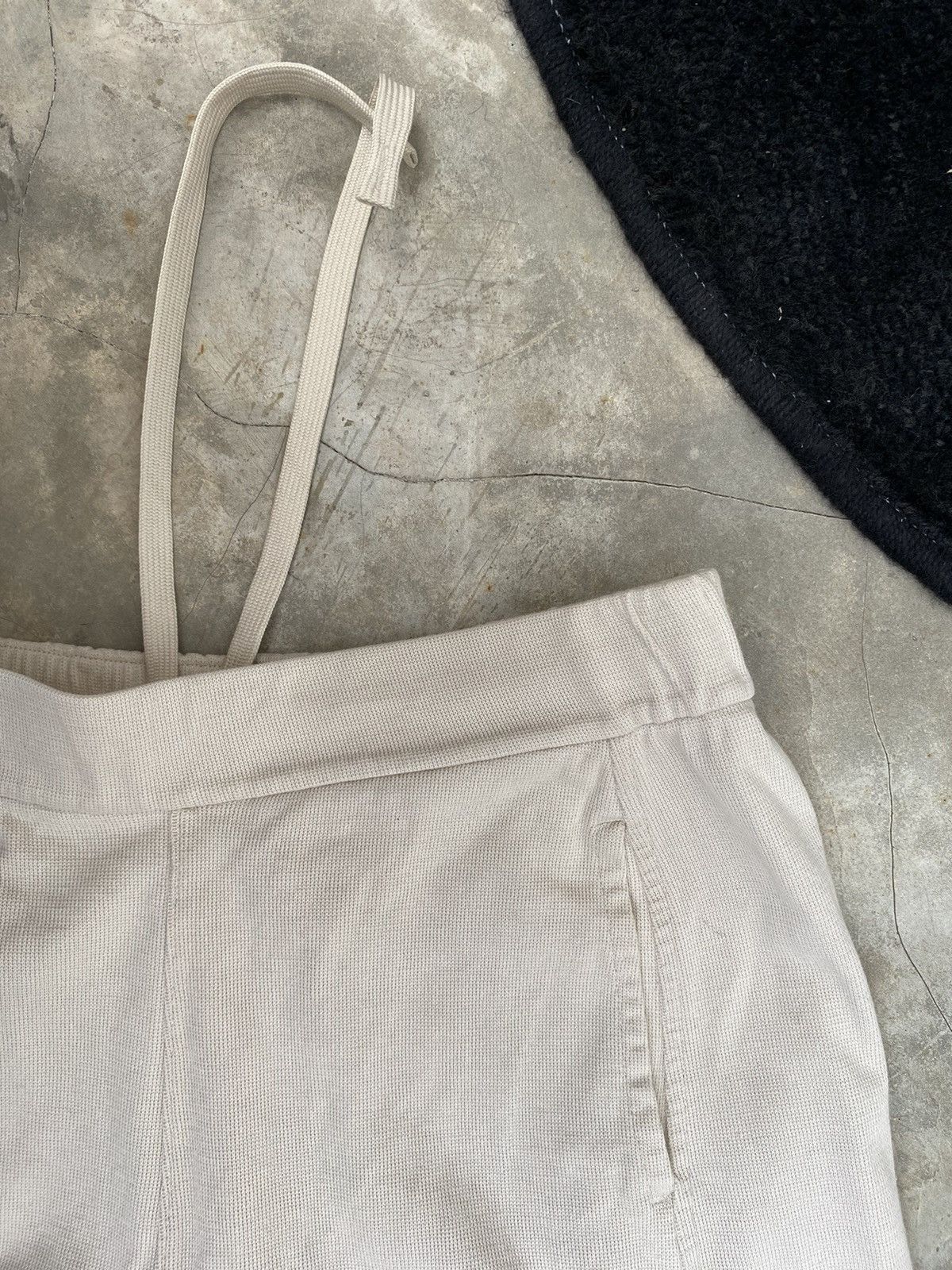 Uniqlo uniqlo U Jogger pants x japanesebrand Size US 28 / EU 44 - 8 Thumbnail