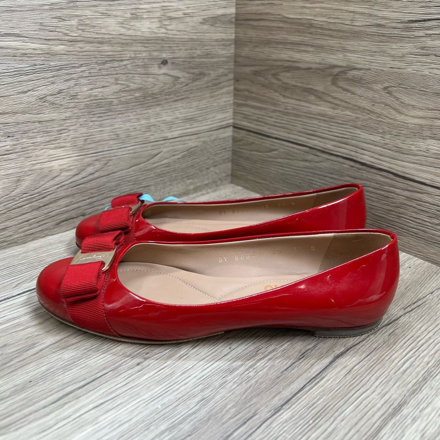 Salvatore Ferragamo Salvatore Ferragamo Red Lowtop Sneakers us_6 Women Size US 6 / IT 36 - 1 Thumbnail