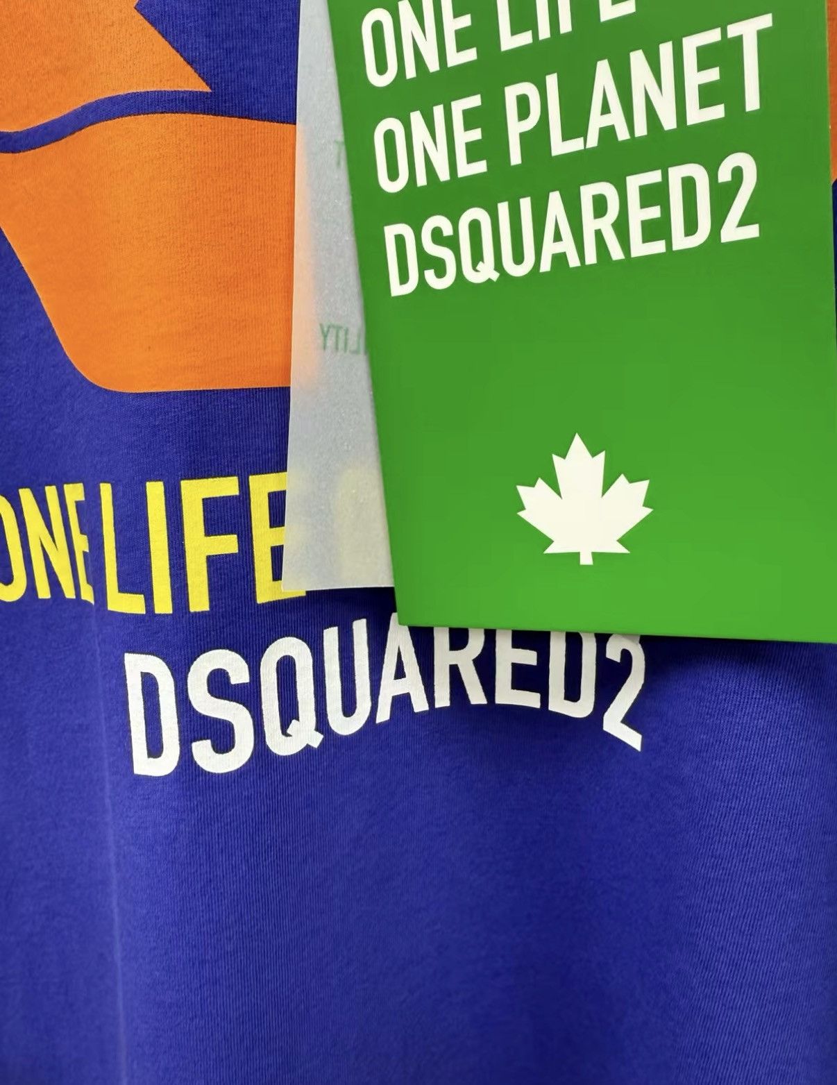 Dsquared2 DSQUARED2 (D2) 100% Cotton Short Sleeve T-shirt J30 Size US M / EU 48-50 / 2 - 3 Thumbnail