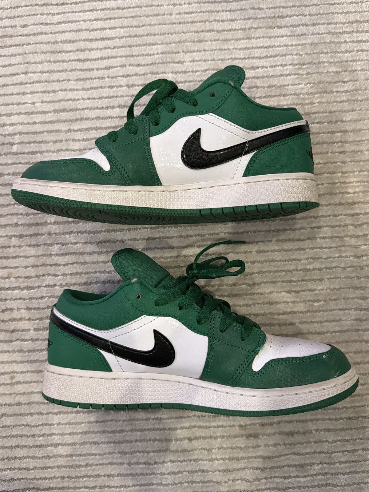 Jordan Brand Air Jordan 1 Low “Pine Green” Size US 6 / EU 39 - 1 Thumbnail