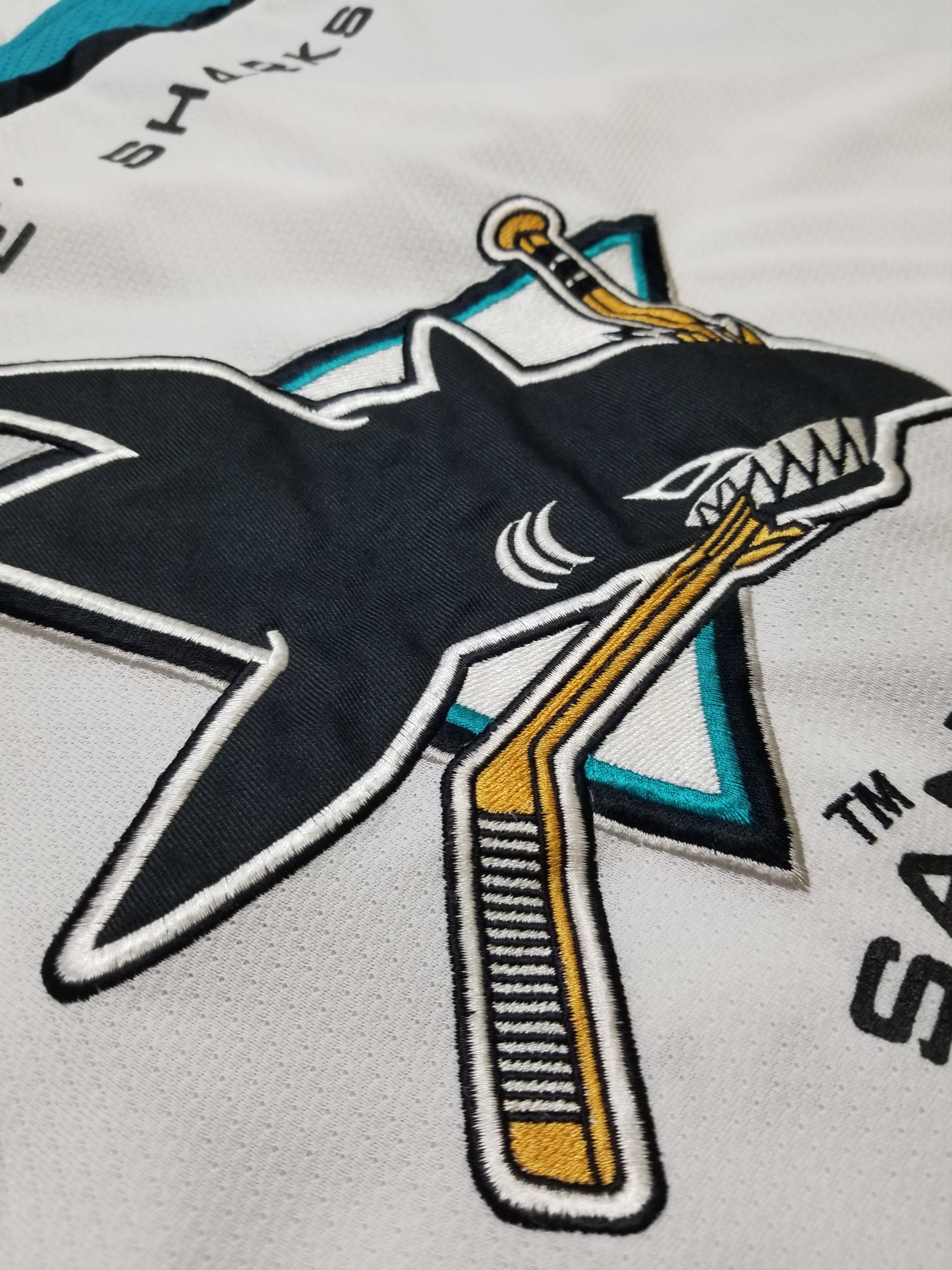 Other Vintage CMP SAN JOSE SHARKS #19 Ice Hockey NHL Jersey Size US L / EU 52-54 / 3 - 8 Thumbnail