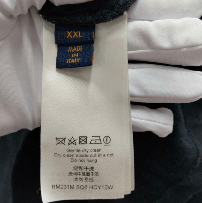 Louis Vuitton Louis Vuitton Long Sleeve T-shirt 3L EU Size US L / EU 52-54 / 3 - 4 Thumbnail
