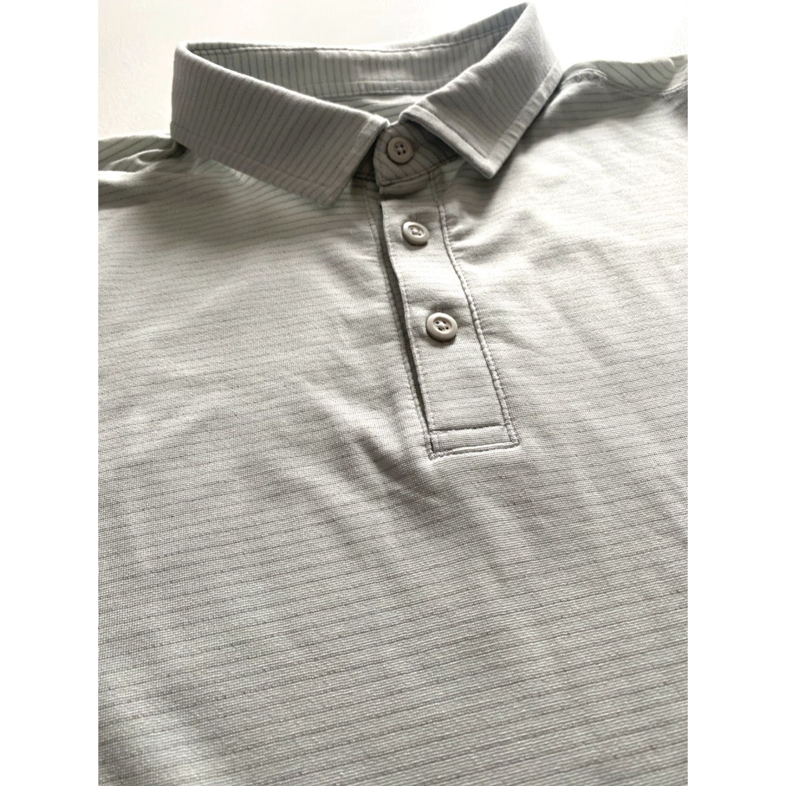 Lululemon Lululemon Men's Long Sleeve Polo Shirt Striped Sz M Light Green Logo Size US M / EU 48-50 / 2 - 5 Thumbnail