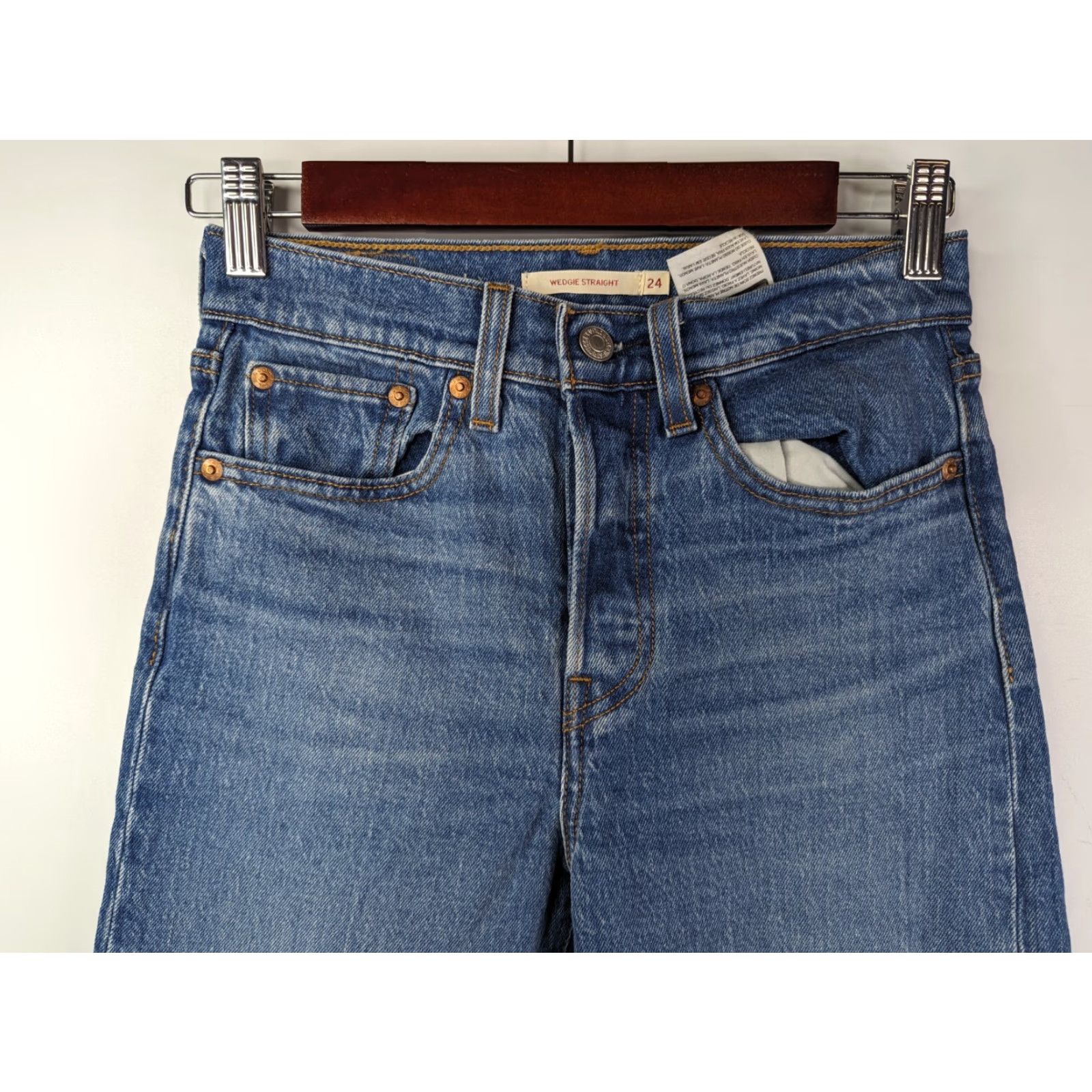 Levi's Levi's Jeans Women's Regular Straight Denim Button Fly Wedgie Fit 24 Blue 5-Pocket Size 42" / US 20 - 2 Thumbnail