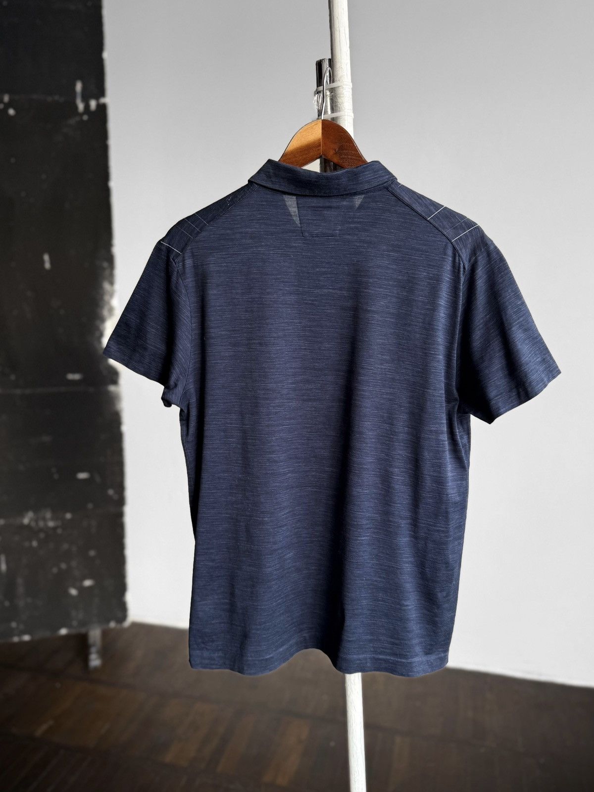 Hugo Boss Hugo Boss Mens Blue Polo Shirt Slim Fit Original Striped SS Size US L / EU 52-54 / 3 - 3 Thumbnail