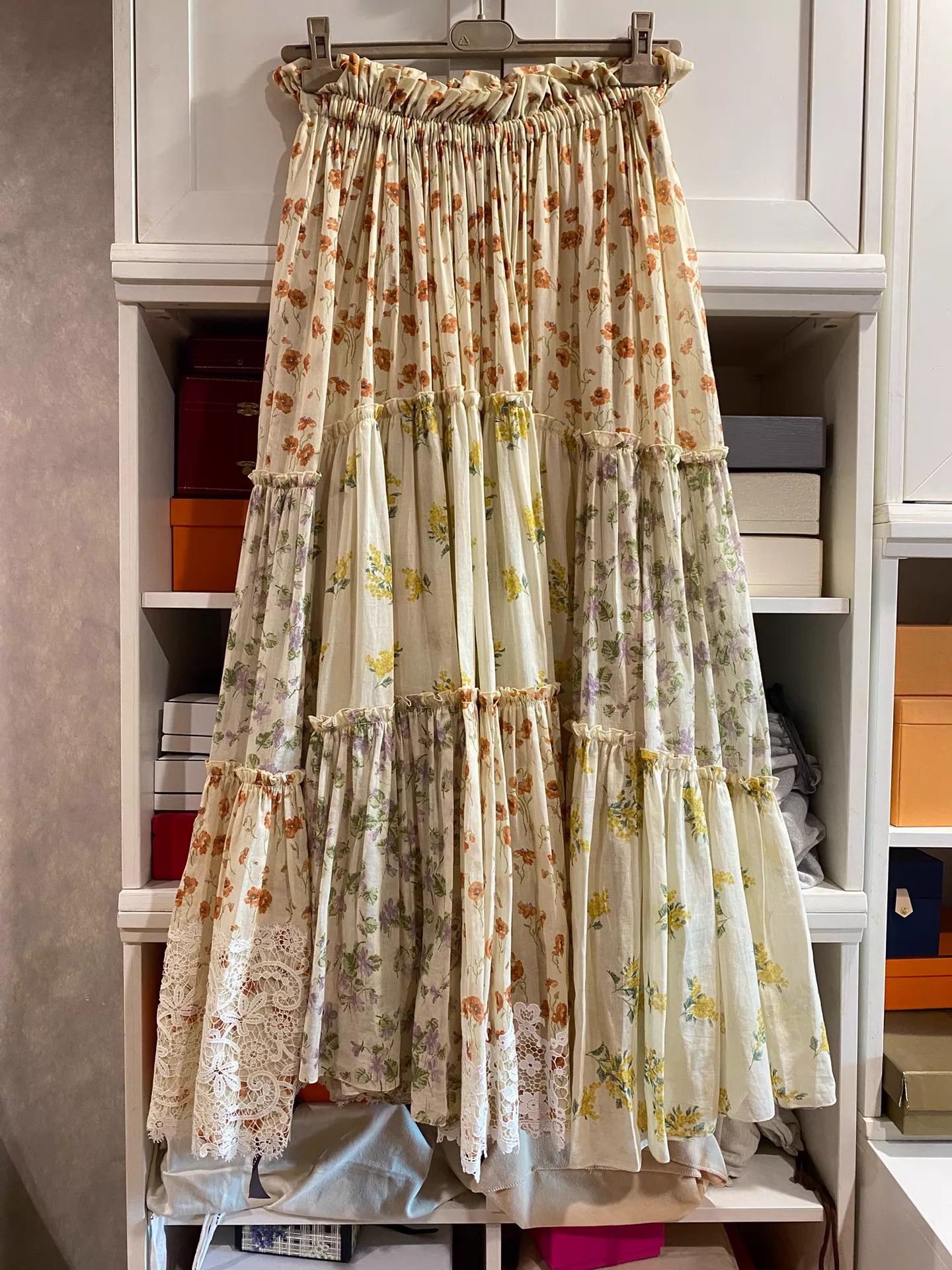 Dior Dior French Country Floral Skirt EU36 Worn Once Size 26" / US 2 / IT 38 - 2 Thumbnail