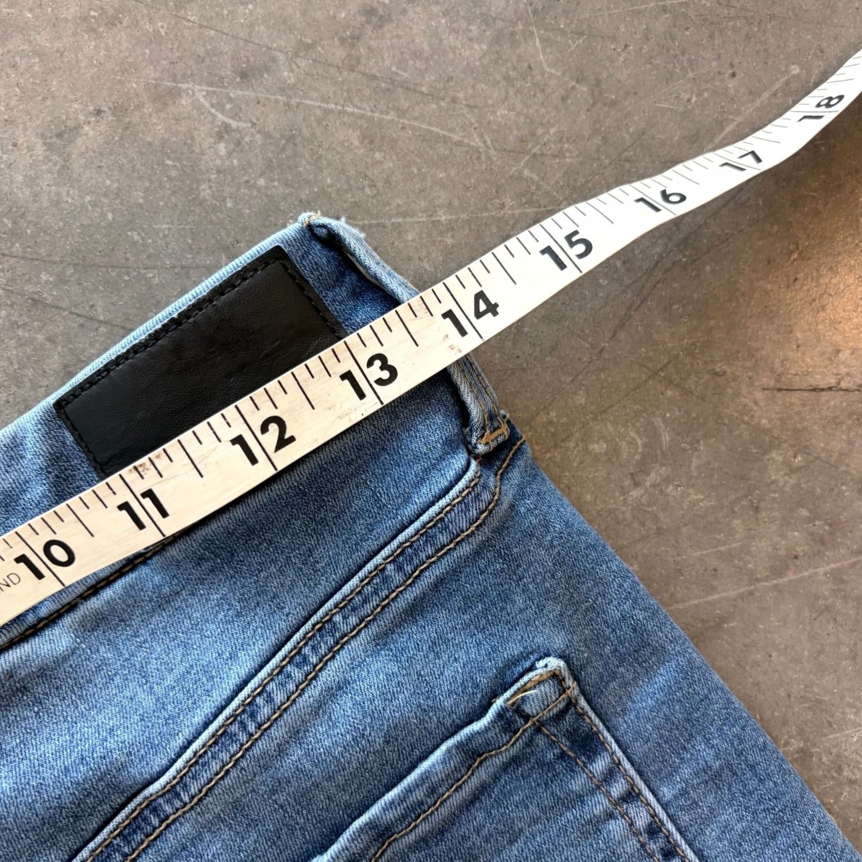 Vintage VINTAGE Bcbg Generation High Curvy Bootcut Jeans Medium Wash Denim 7/28 Women 7 Regular XS? Size 28" / US 6 / IT 42 - 4 Thumbnail