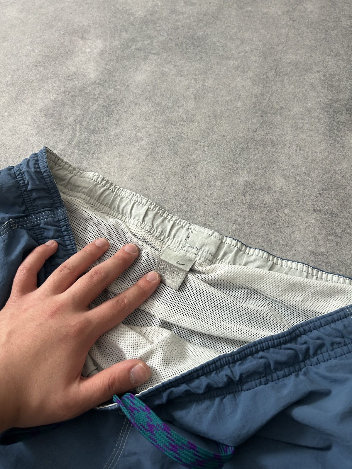 Nike Vintage Nike nylons shorts mens rare blue Size US 34 / EU 50 - 4 Thumbnail