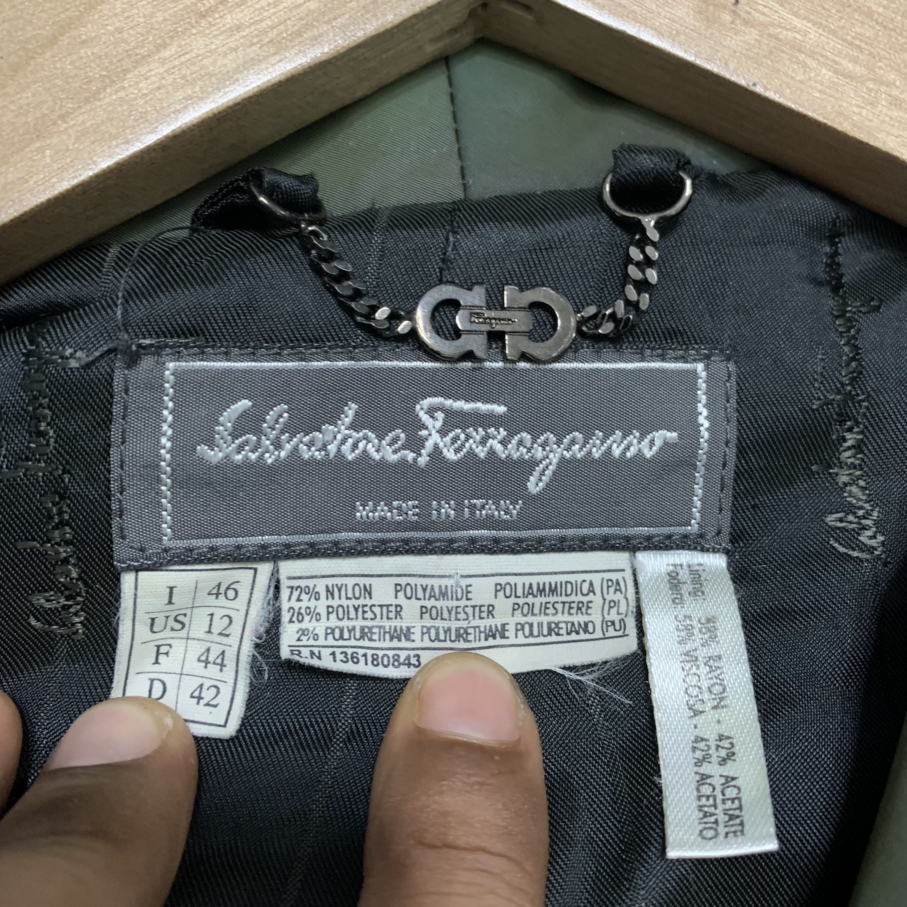 Salvatore Ferragamo Salvatore Ferragamo Overcoat Size XL / US 12-14 / IT 48-50 - 9 Thumbnail