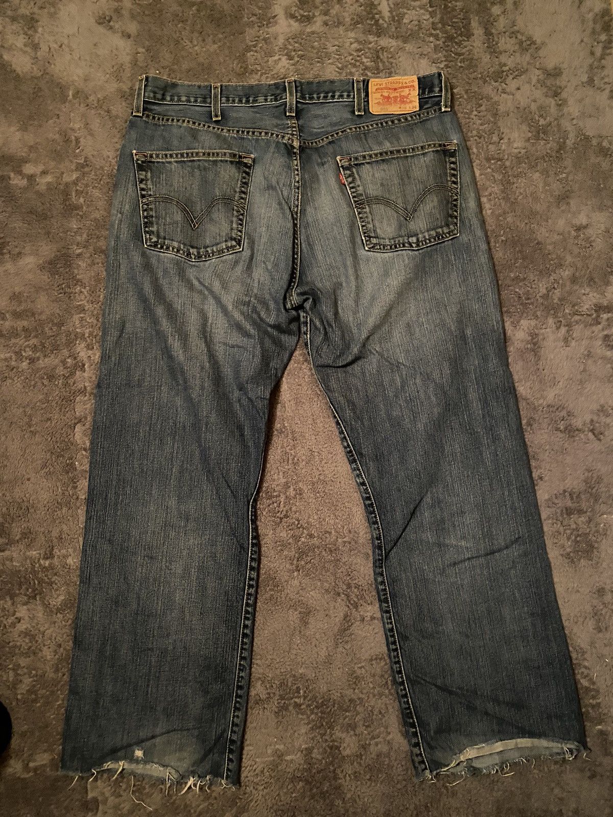 Levi's 38x34 baggy Levi’s button zipper Size US 38 / EU 54 - 2 Thumbnail