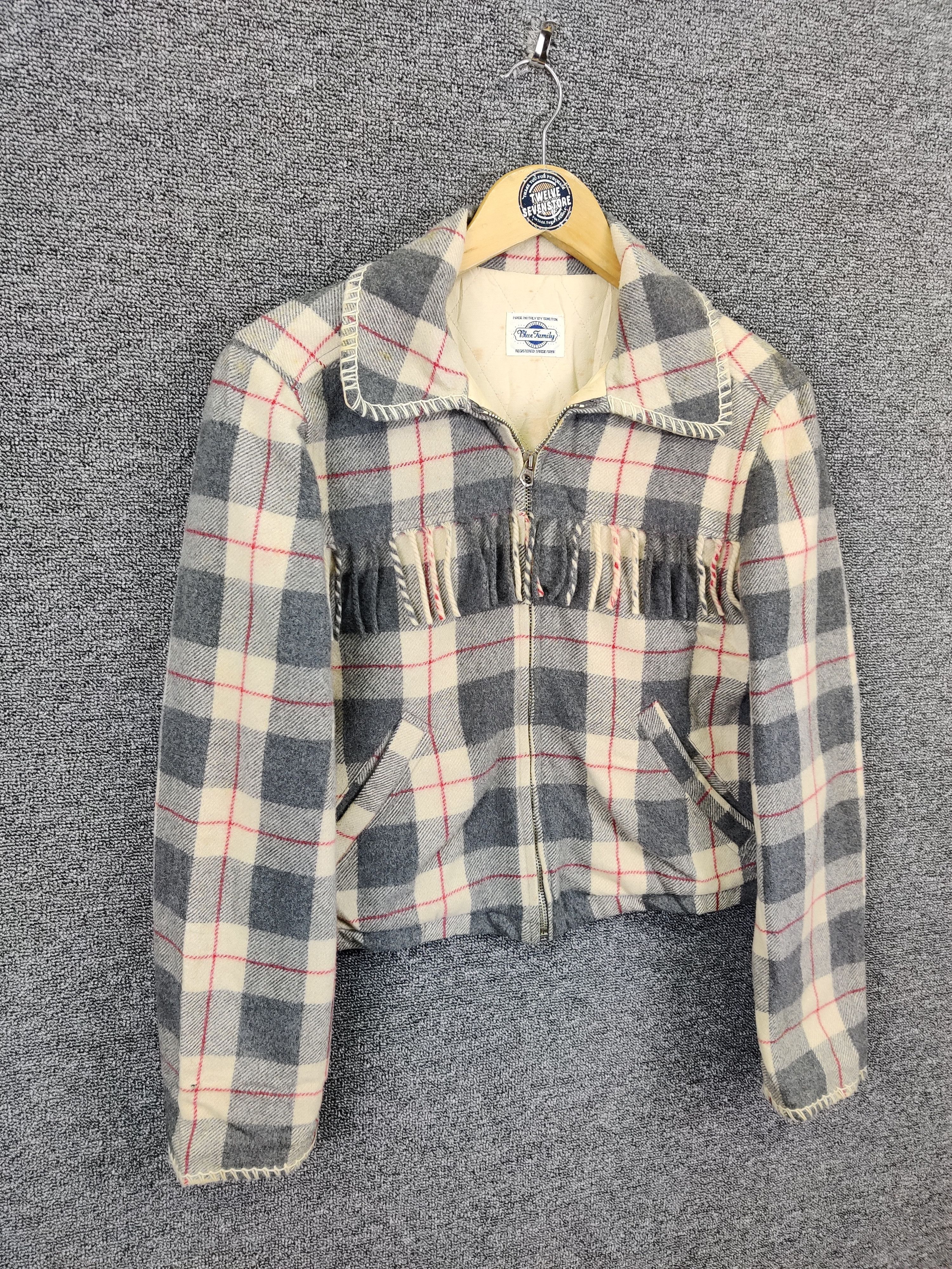 Vintage Blue Family Benetton Plaid Fringe Wool Jacket Size US S / EU 44-46 / 1 - 5 Thumbnail