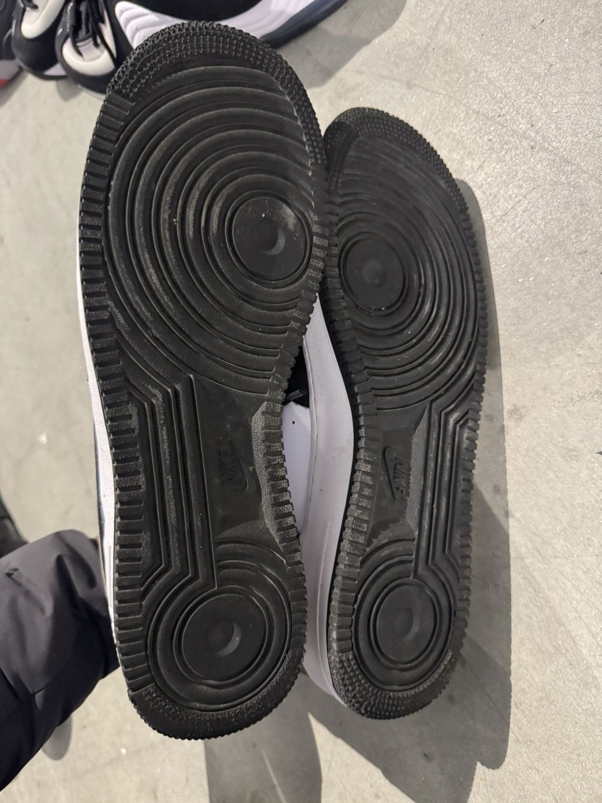 Nike Nike mens air force 1 Size US 12 / EU 45 - 6 Thumbnail