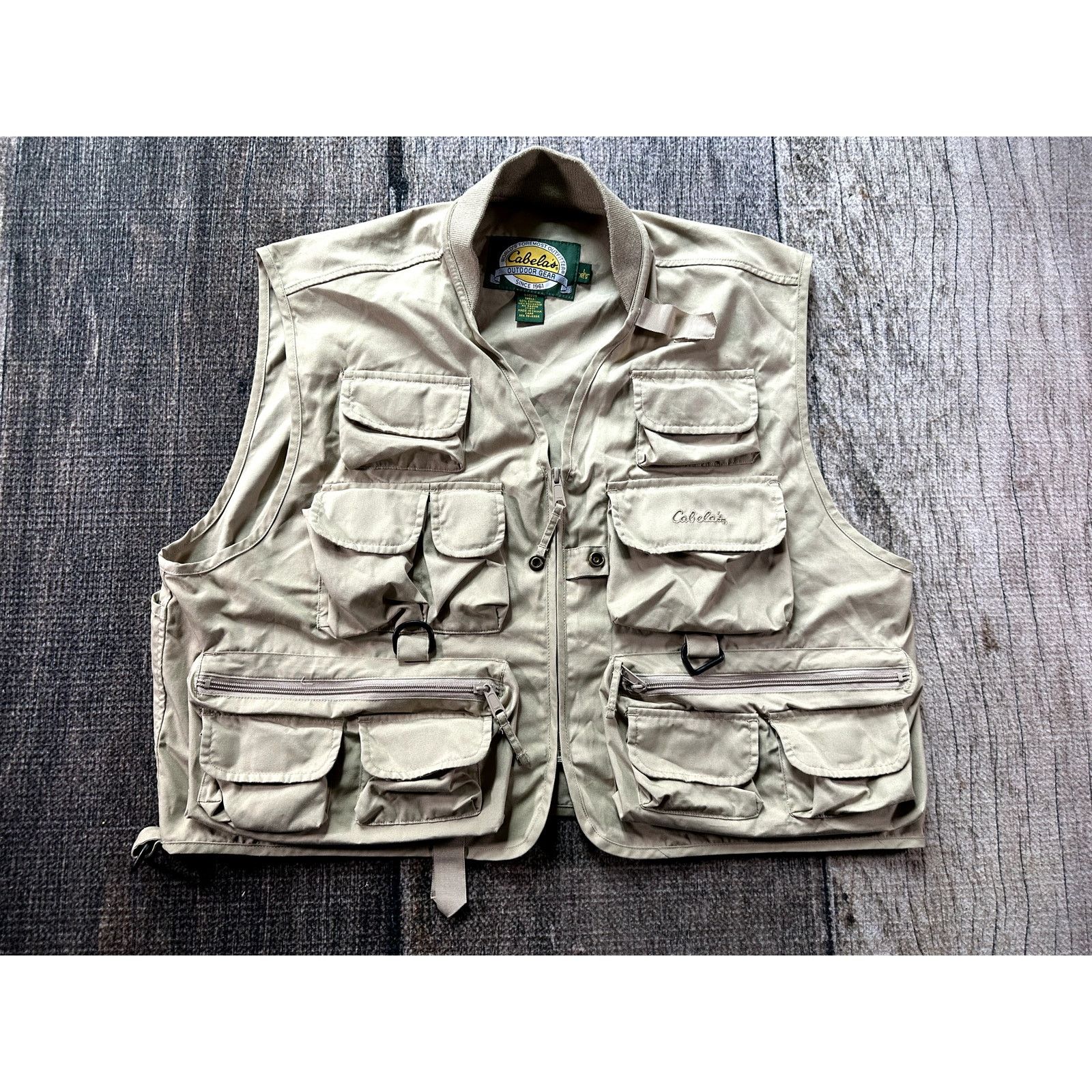 Cabelas Cabelas Vest Mens Large Tan Fly Fishing Willow Creek Hunting Size US L / EU 52-54 / 3 - 1 Thumbnail