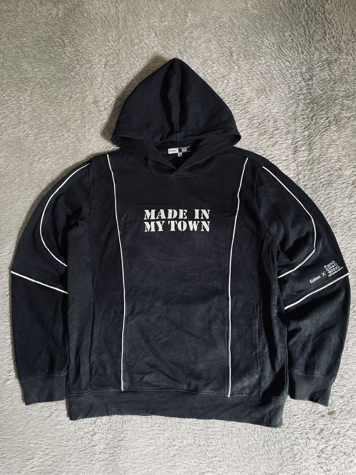 Feng Chen Wang Feng Chen wAng x Cabbeen reflectif limited hoodie Size US M / EU 48-50 / 2 - 1 Thumbnail