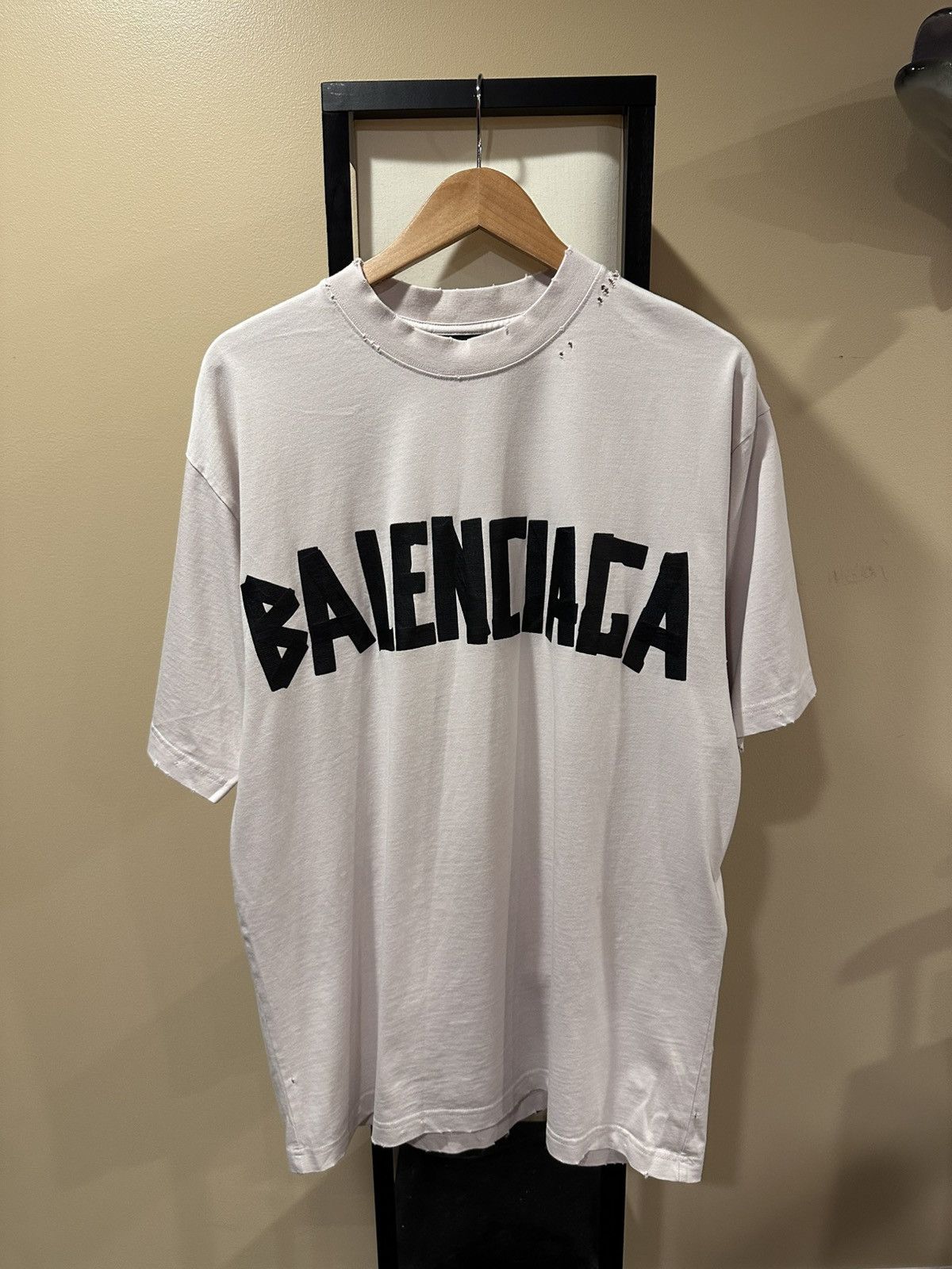 Balenciaga Balenciaga Distressed Type Black Duct Tape Logo White Tee Size US XS / EU 42 / 0 - 1 Thumbnail