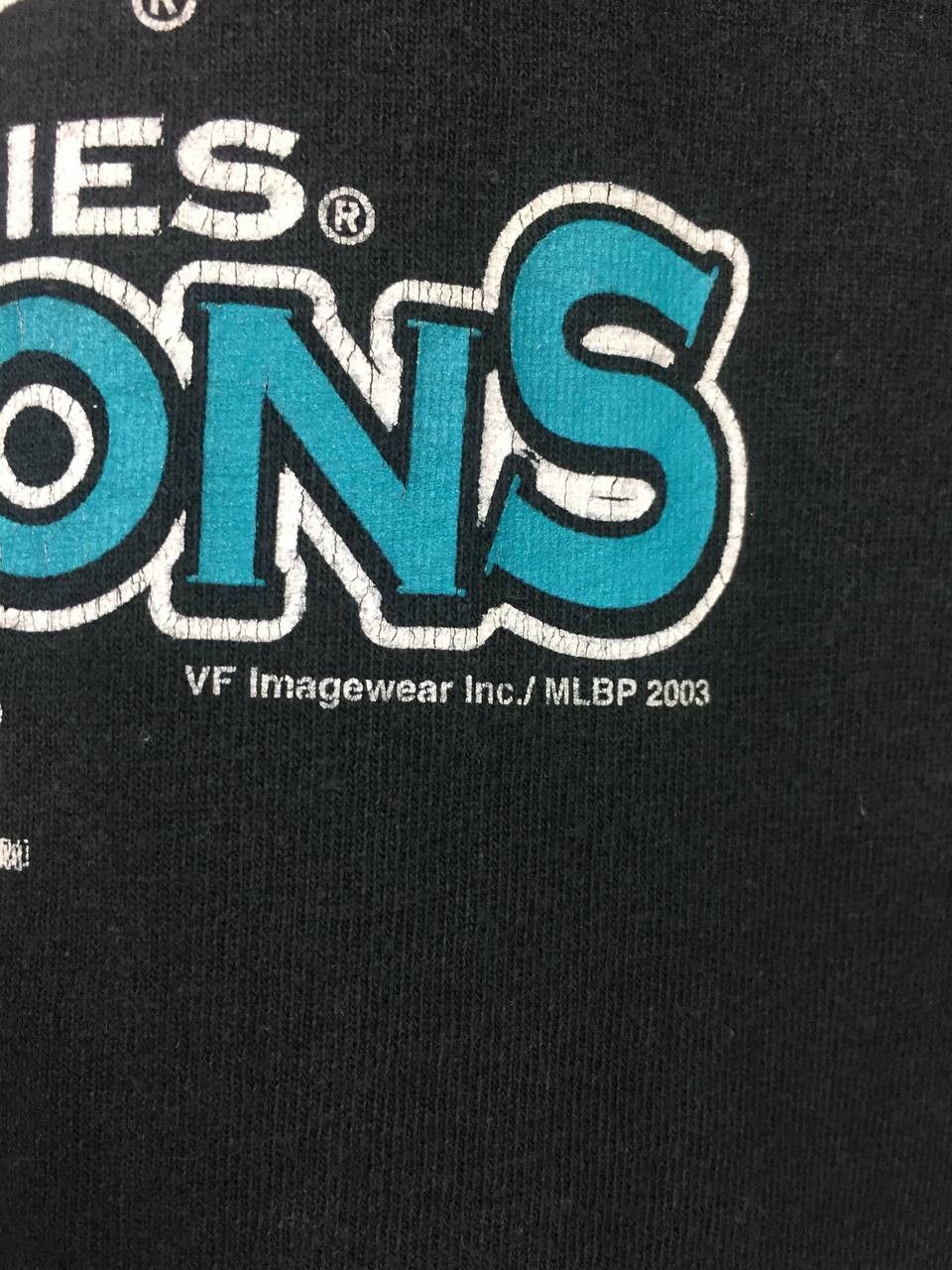 MLB Vtg 2003 Florida Marlins World Series Champions MLB Tee Size US L / EU 52-54 / 3 - 4 Thumbnail