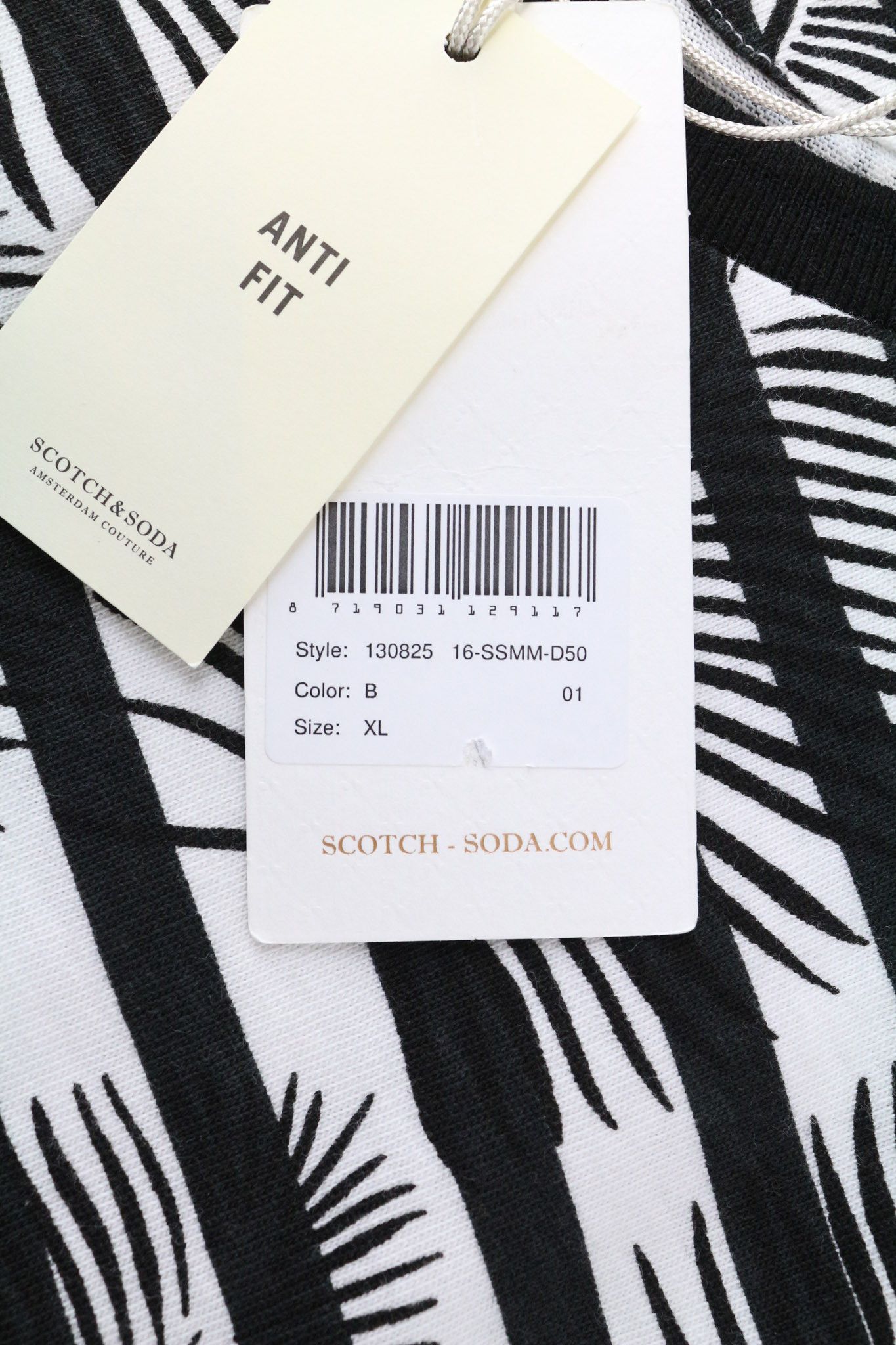 Scotch & Soda AMS COUTURE XL White Black Cotton T-Shirt 75752 Size US XL / EU 56 / 4 - 6 Thumbnail
