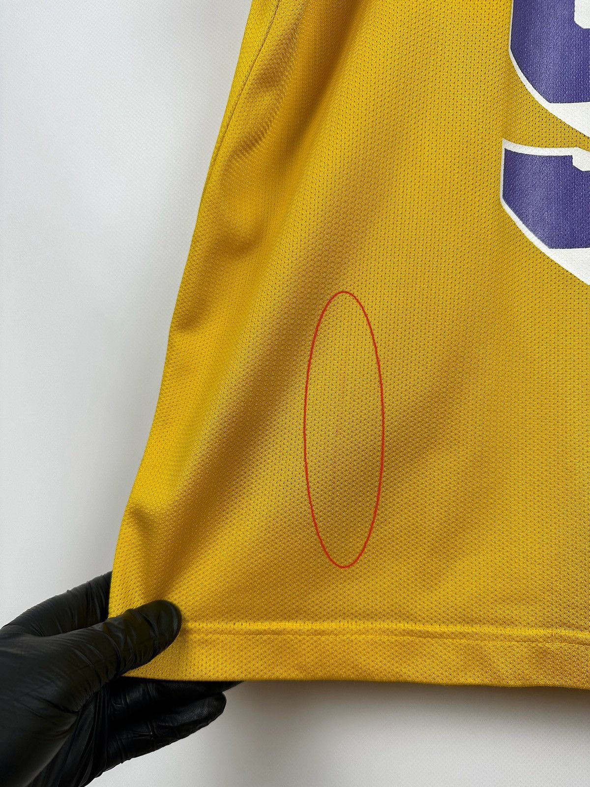 Champion Vintage Los Angeles Lakers Champion Van Exel #9 Jersey Size US S / EU 44-46 / 1 - 25 Thumbnail