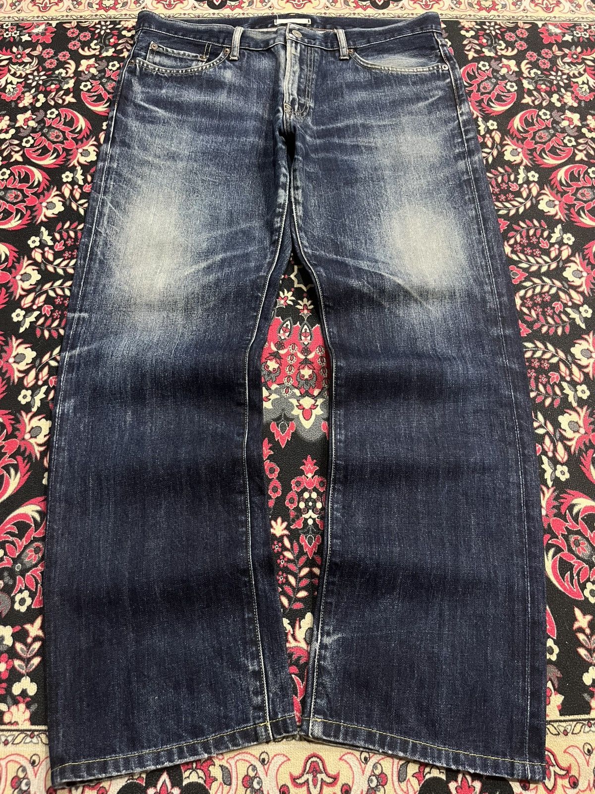 Jun Takahashi Vintage Japan Uniqlo UJ Dark Blue Whisker Faded Washed Jeans Size US 36 / EU 52 - 1 Thumbnail