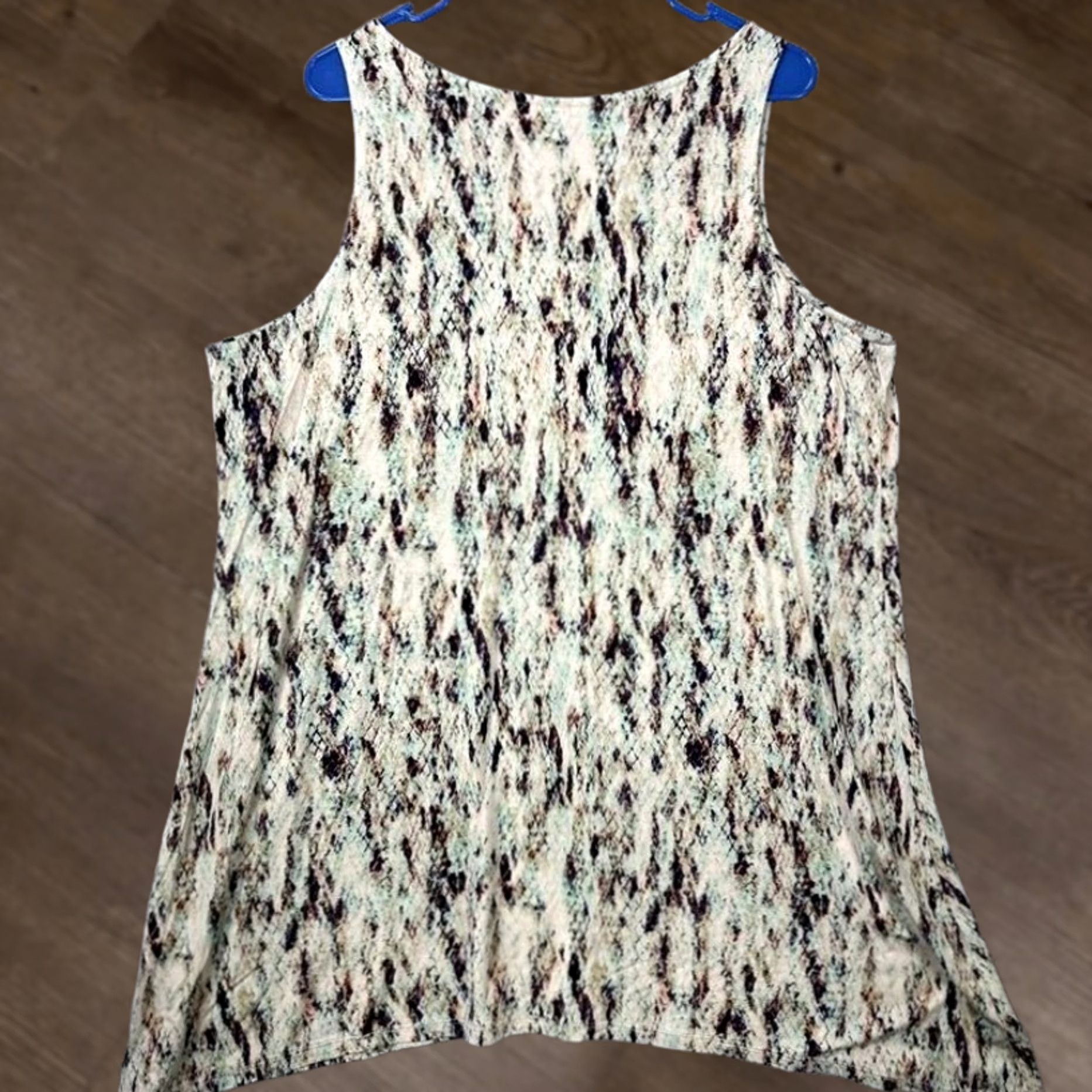 Vintage LOGO by Lori Goldstein Tank Top Shirt Womens 1X Plus Green Snake Print Blouse NEW Size XL / US 12-14 / IT 48-50 - 1 Thumbnail