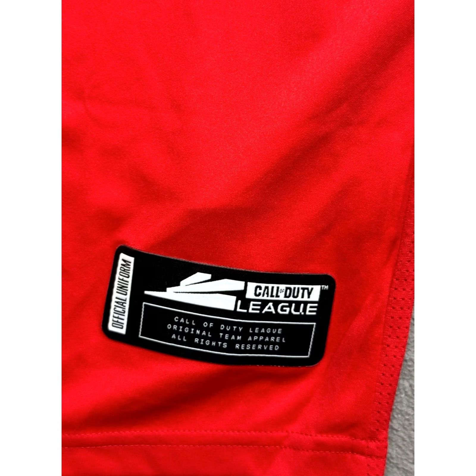 Vintage Call of Duty League London Royal Ravens Red jersey shirt Mens L Size Red Ravens Jersey T-Shirt Size US L / EU 52-54 / 3 - 7 Thumbnail