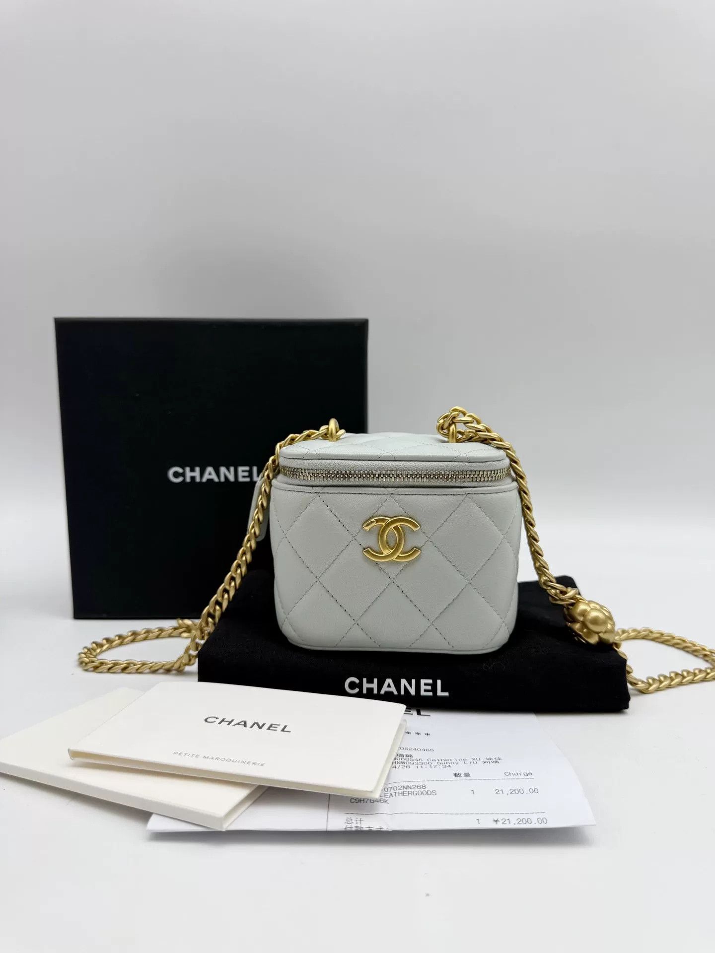 Chanel Pre-loved Bag Very good condition Size ONE SIZE - 1 Thumbnail