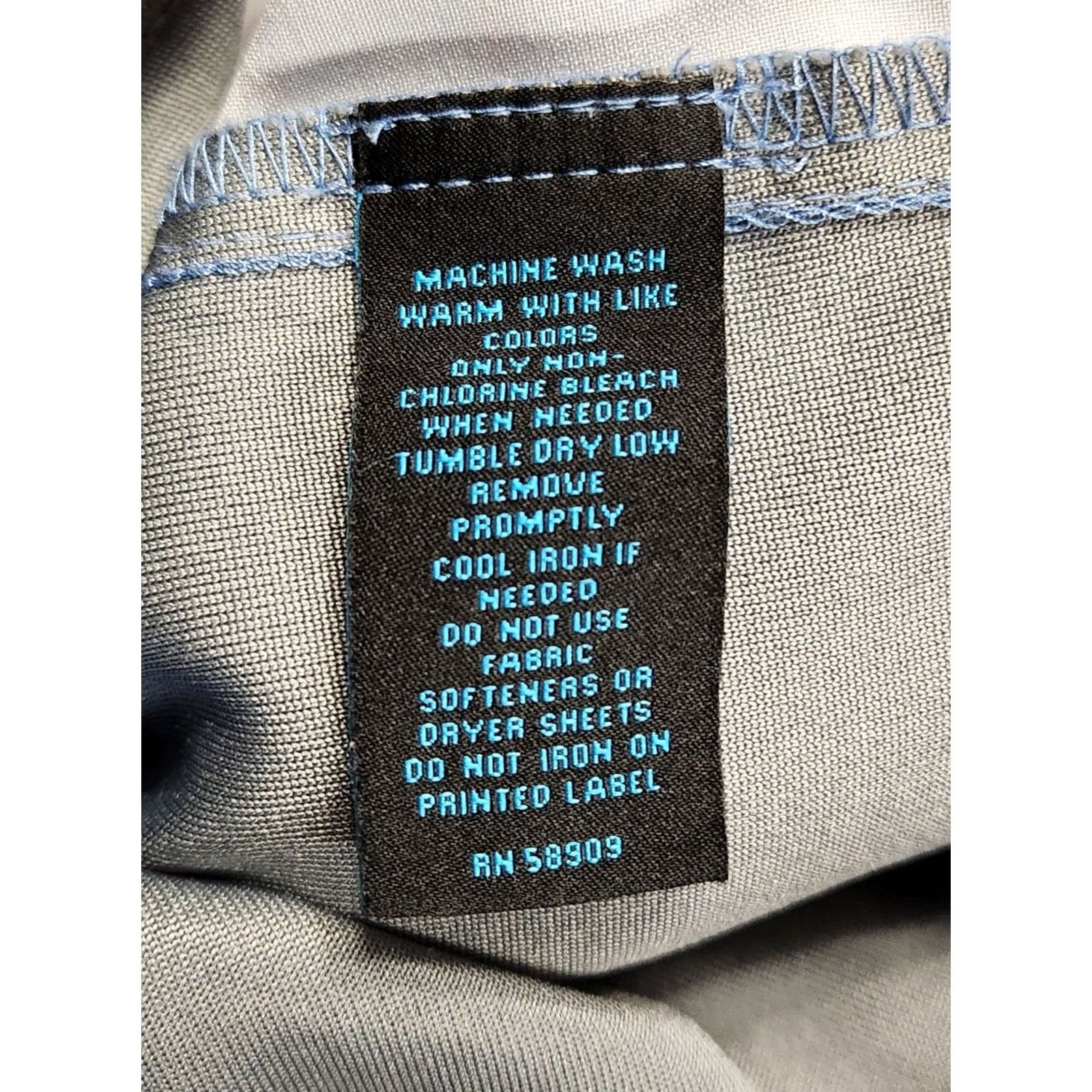 Roundtree & Yorke Roundtree & Yorke Performance Shorts Men 42W Classic Sail Boat Blue Chino Geometric 9in Inseam Zip Pockets Polyester Elastane Machine Washable Size US 42 / EU 58 - 6 Thumbnail