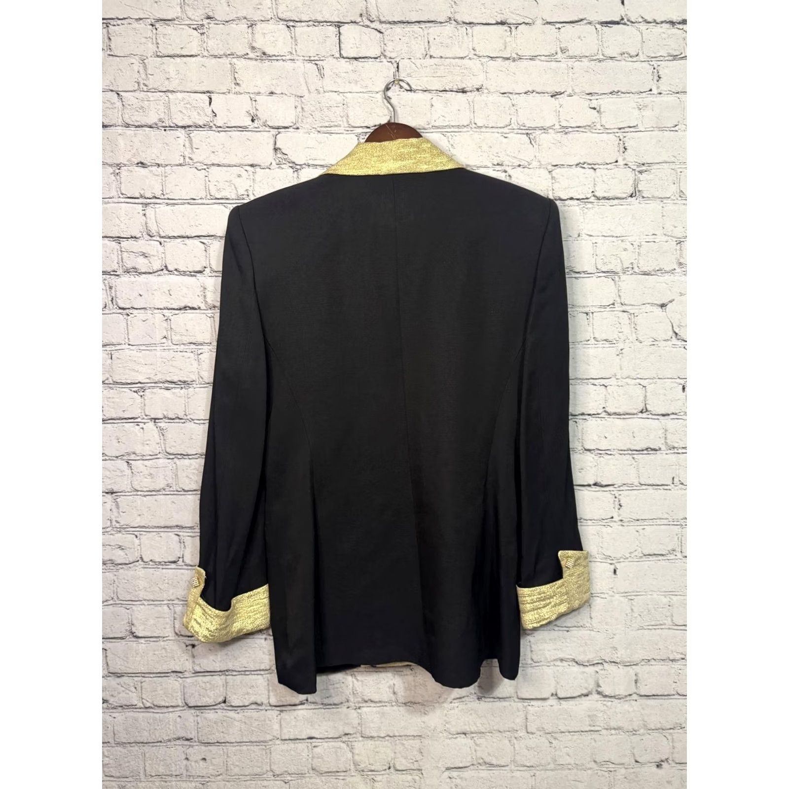 Vintage VINTAGE Solini Blazer Women’s Black Gold Size 10 Solid Long Sleeve Mid-Length Button Regular 100% Cotton Cotton Rhinestone Accent Formal Jacket Coat Size L / US 10 / IT 46 - 4 Thumbnail