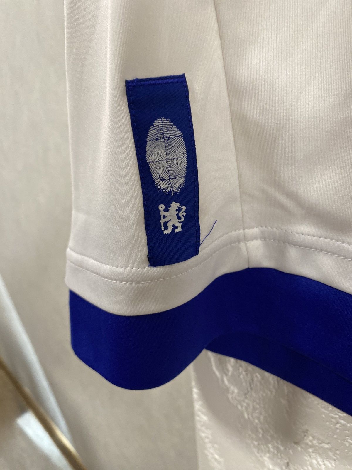 Adidas Adidas Chelsea 2015 2016 Away Jersey Size: M Size US M / EU 48-50 / 2 - 5 Thumbnail