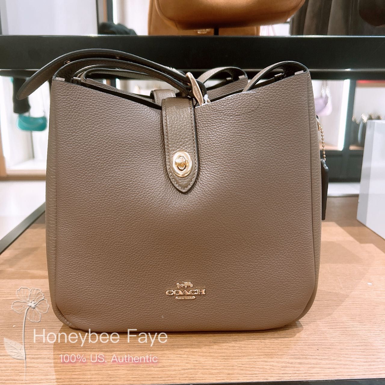 Coach Hadley Convertible Crossbody Bag CW002 Size ONE SIZE - 4 Thumbnail