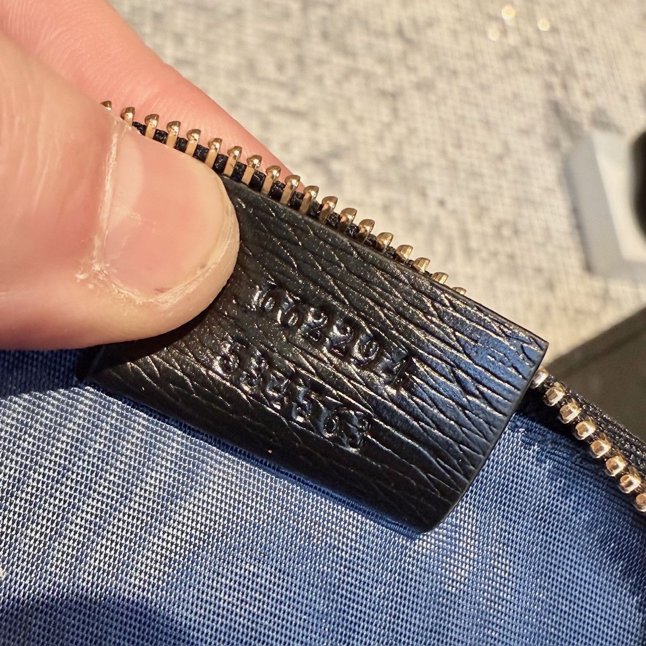 Gucci Gucci Geometric G Zip-Around Coin Purse Size ONE SIZE - 13 Thumbnail