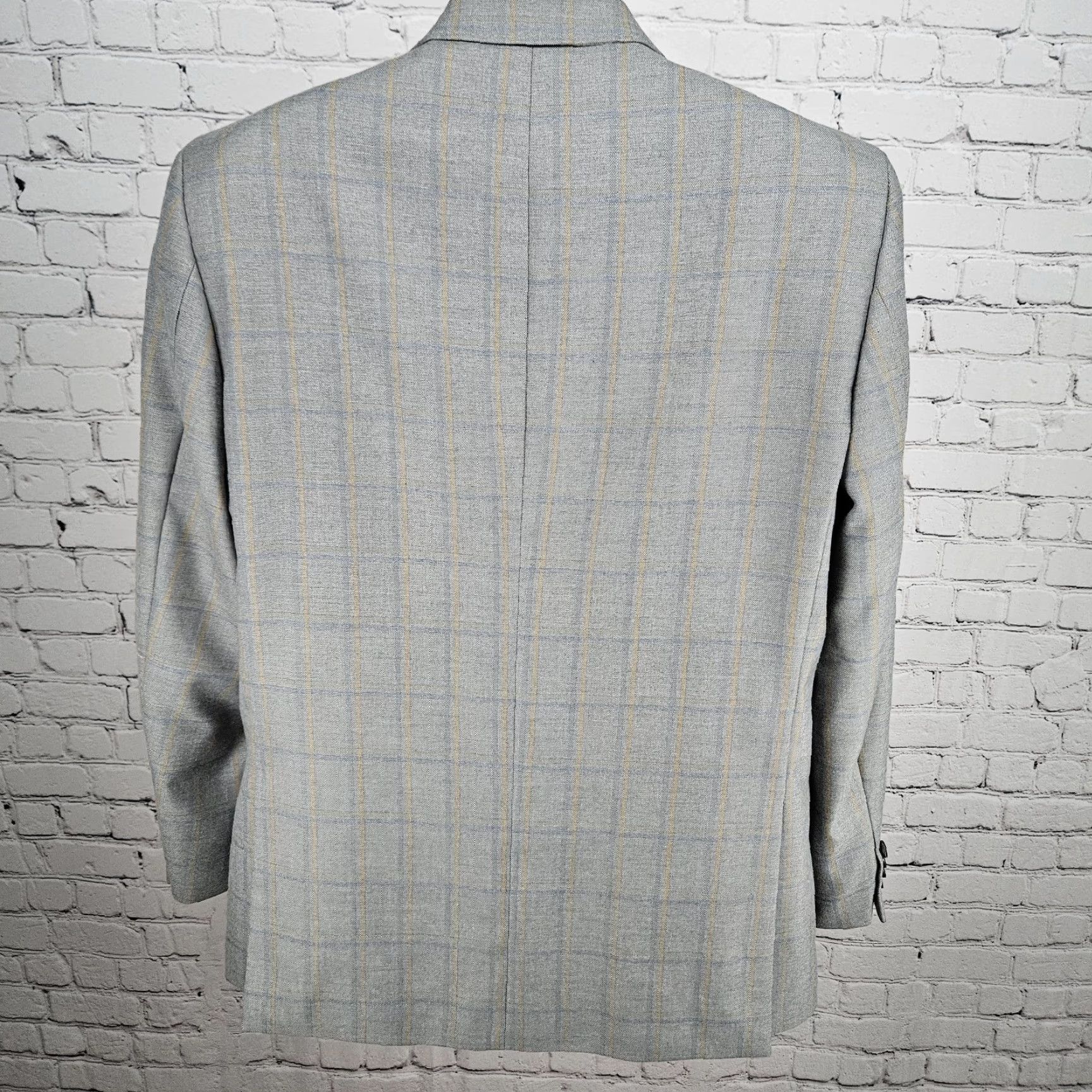 Haggar Haggar Co Originals Blazer Sport Coat 44R Grey Windowpane 2 Button Notch Single-Breasted Four-Button Double-Vented Mens Jacket Size 44R - 2 Thumbnail