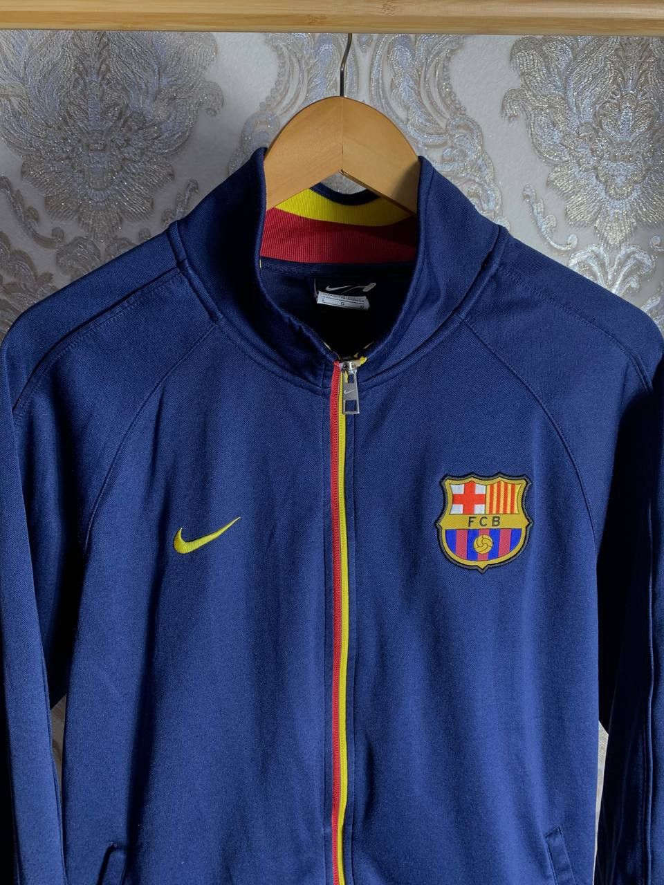 Nike VINTAGE NIKE FC BARCELONA SPAIN SOCCER JERSEY JACKET Y2K 90s Size US L / EU 52-54 / 3 - 2 Thumbnail