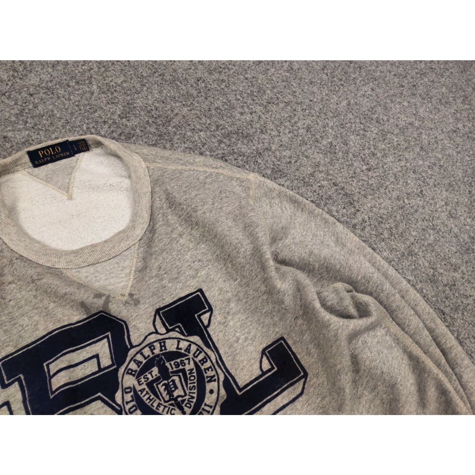 Polo Ralph Lauren Polo Ralph Lauren athletic division Varsity Logo Military Sweatshirt Shirt Mens L Gray 90s City Classic Logo Polo Sweatshirt Size US L / EU 52-54 / 3 - 6 Thumbnail