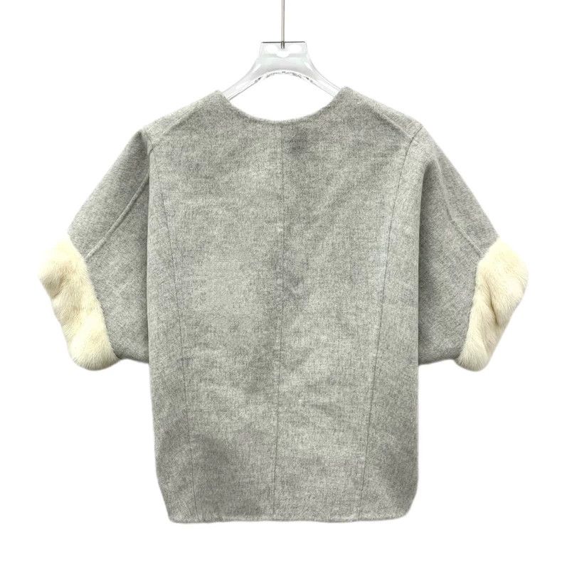 Fendi FENDI Beige Cashmere Crew Neck Short Sleeve Mink Fur Patch Size XS / US 0-2 / IT 36-38 - 2 Thumbnail
