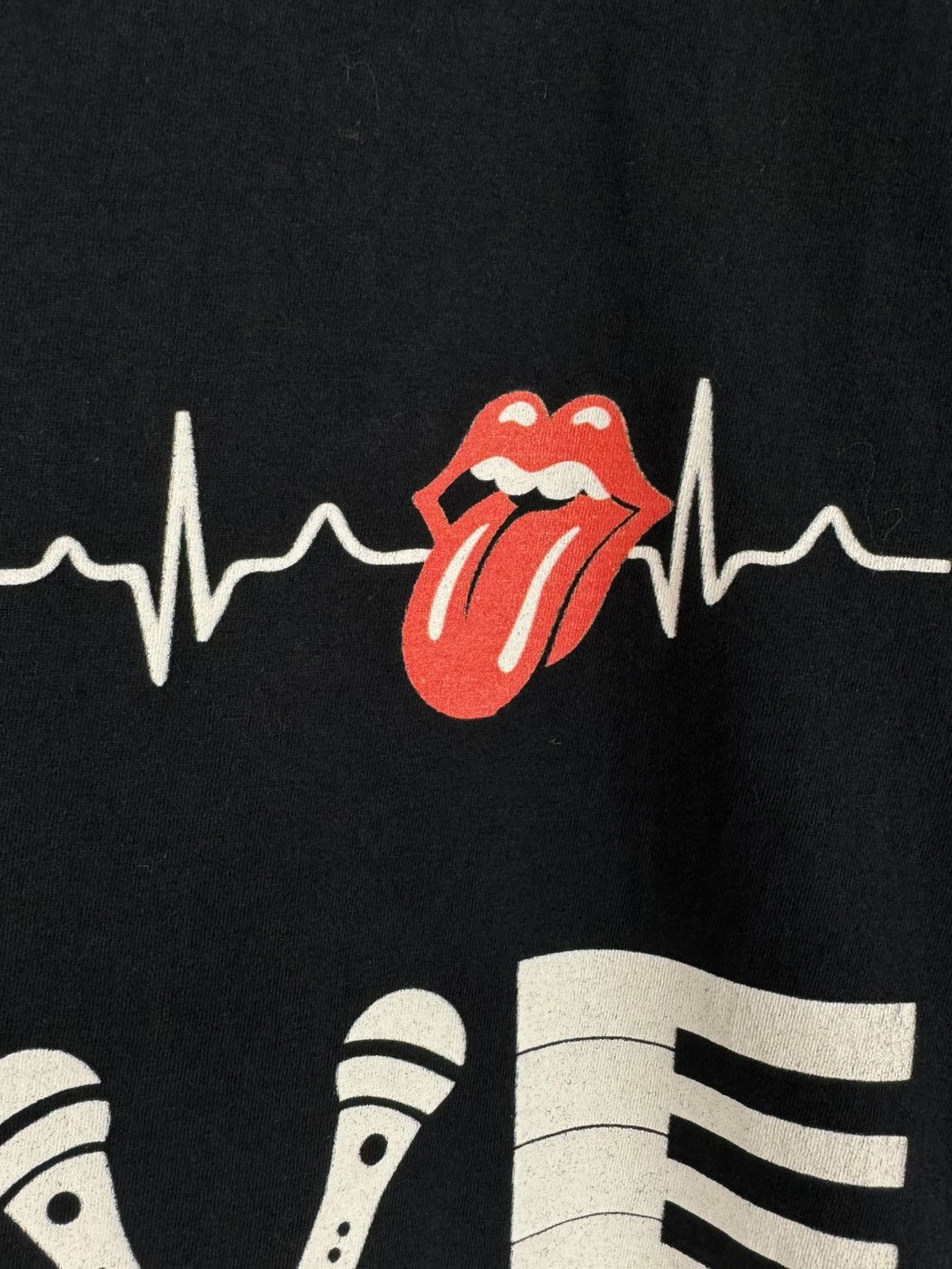 Band Tees The Rolling Stones Love Graphic T-Shirt Size US S / EU 44-46 / 1 - 3 Thumbnail